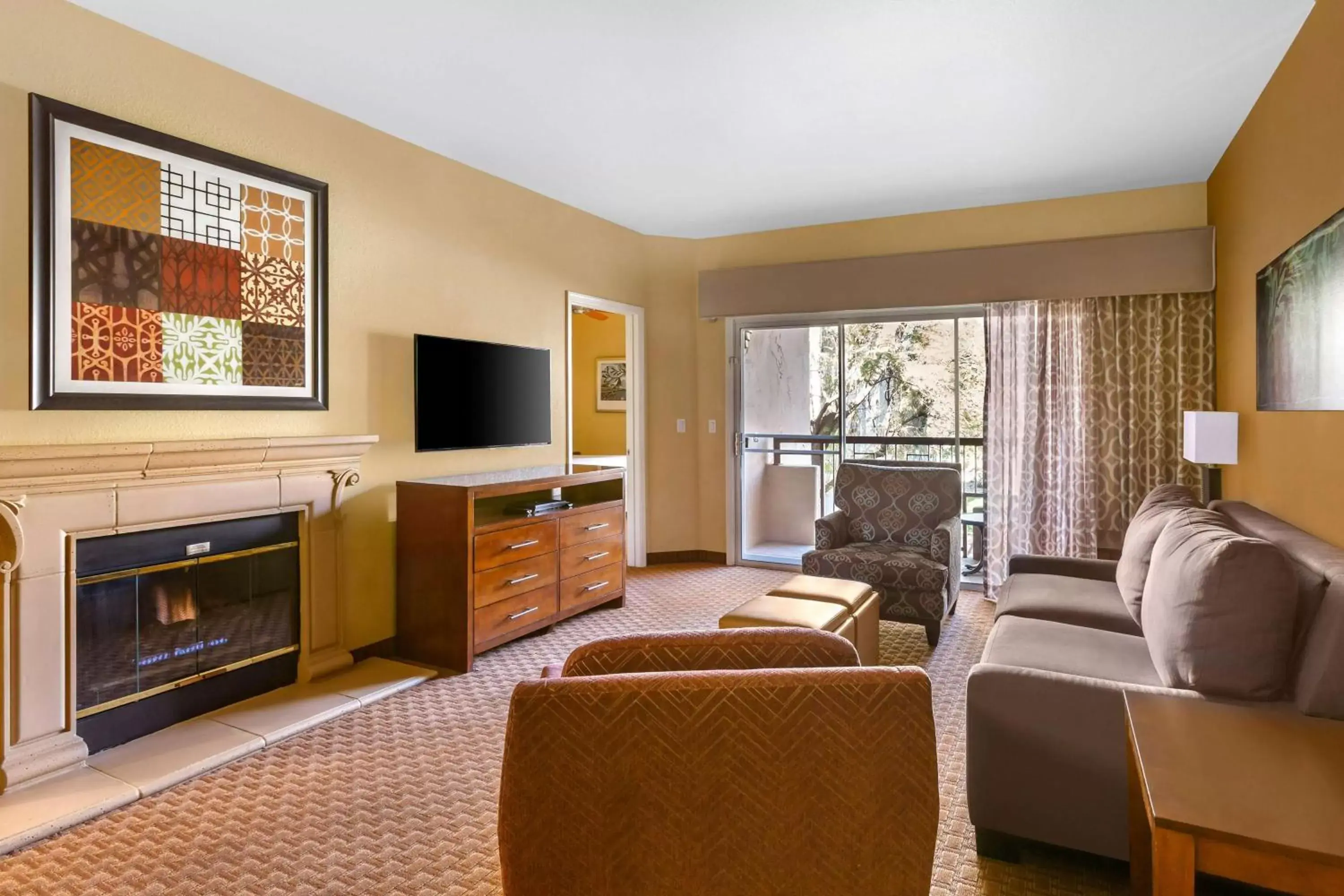 Bedroom, Seating Area in Hilton Vacation Club Scottsdale Villa Mirage