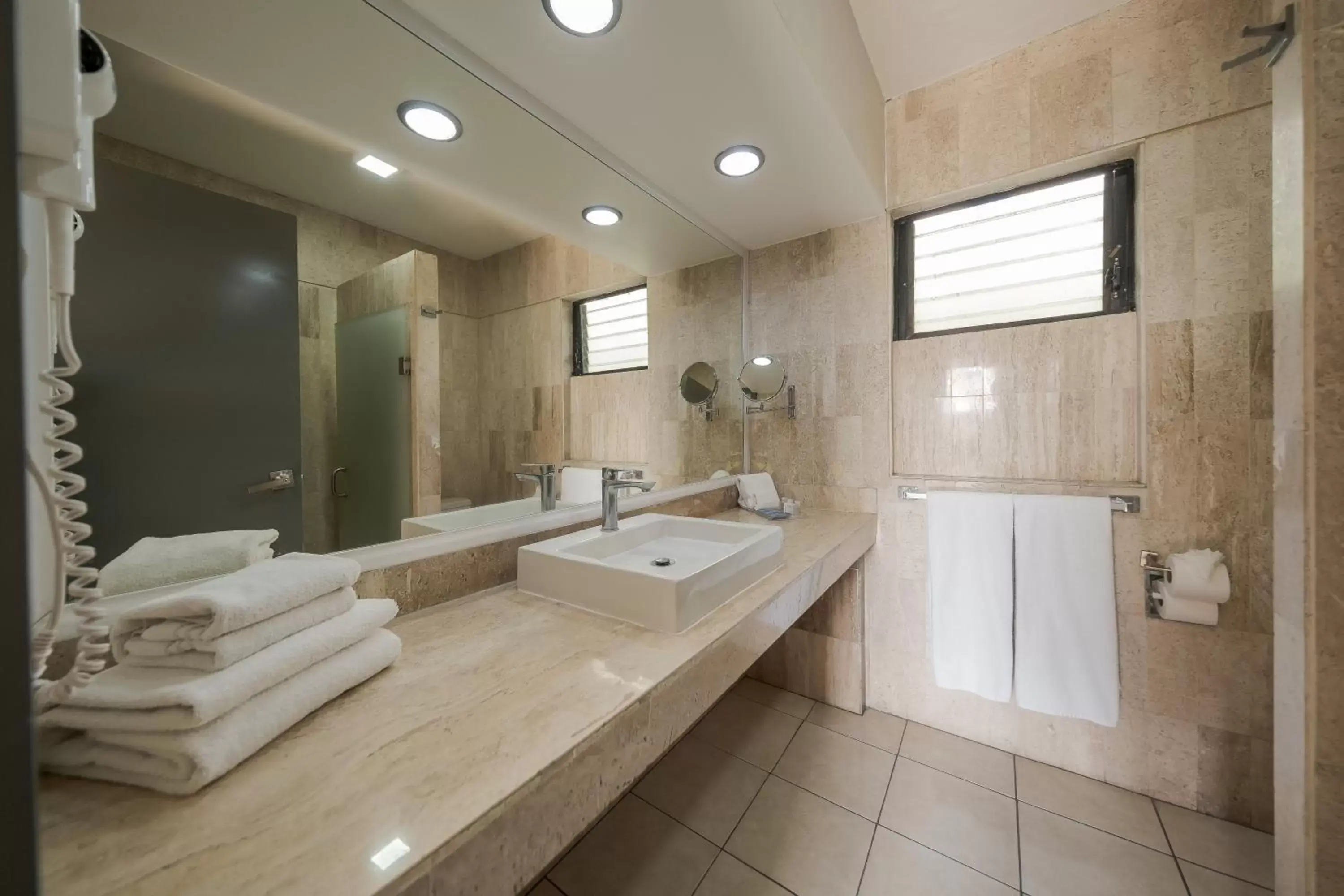 Bathroom in Hotel Malibu