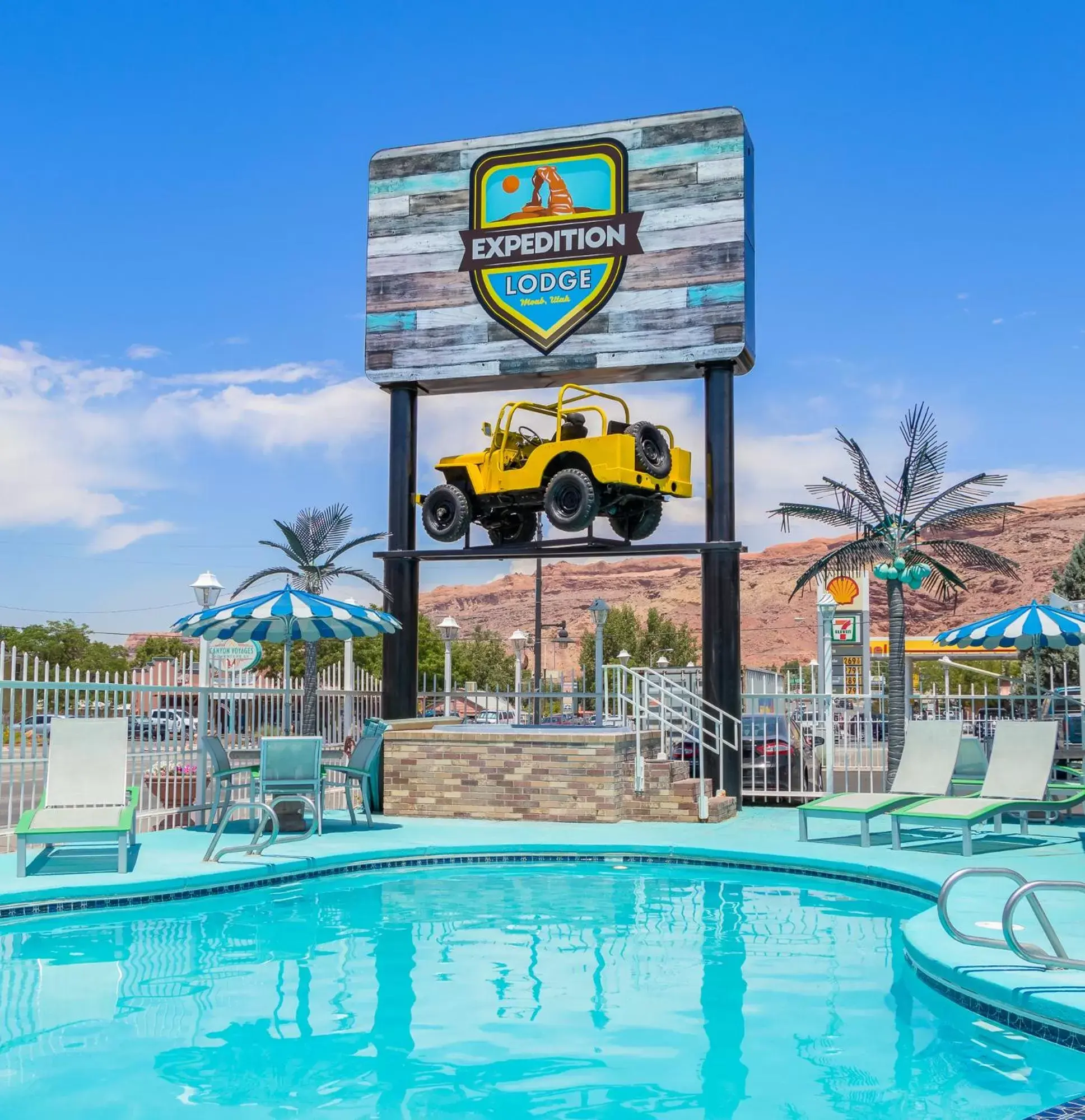 Swimming Pool in Expedition Lodge