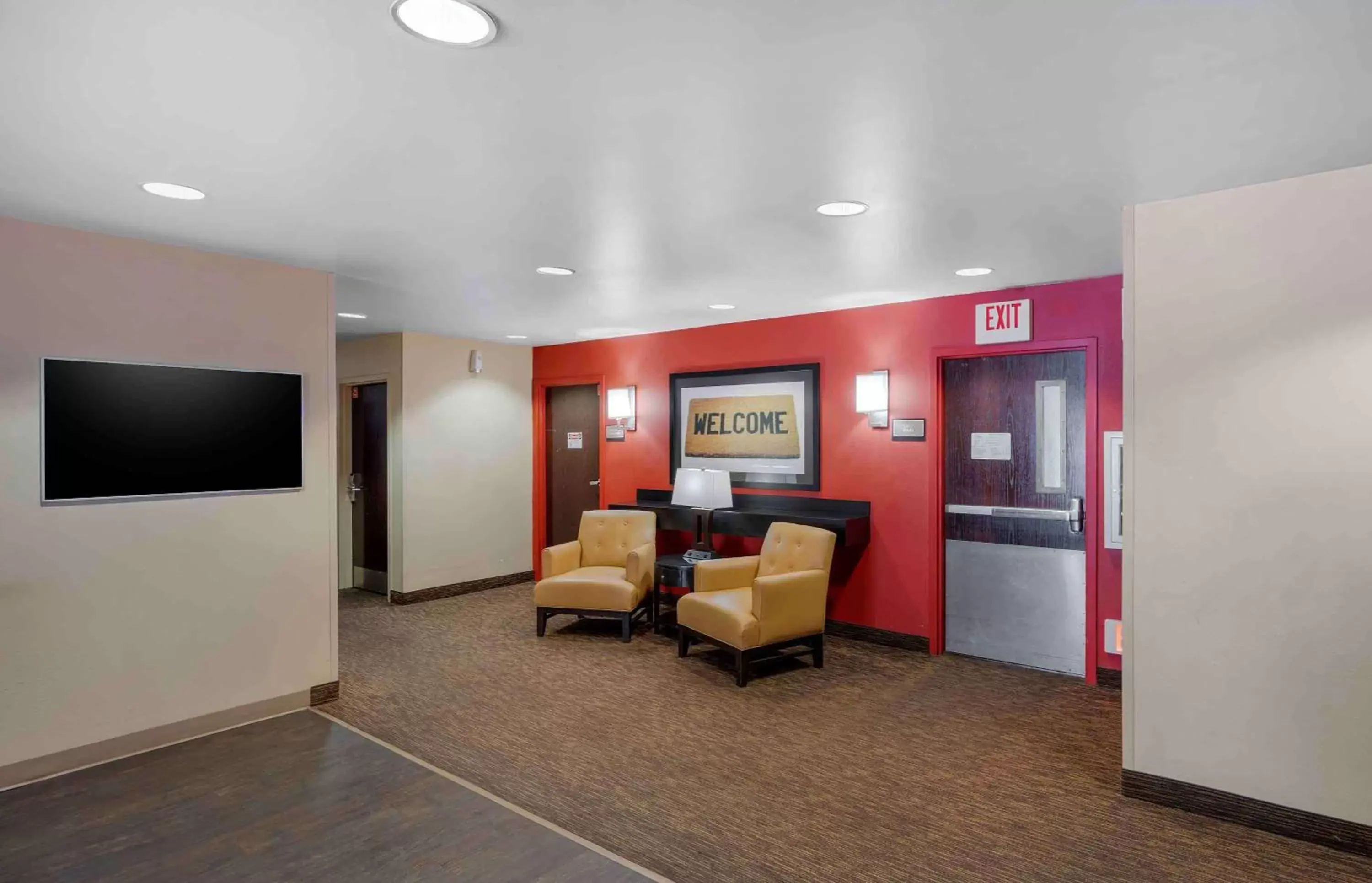 Lobby or reception, Seating Area in Extended Stay America Suites - Santa Barbara - Calle Real