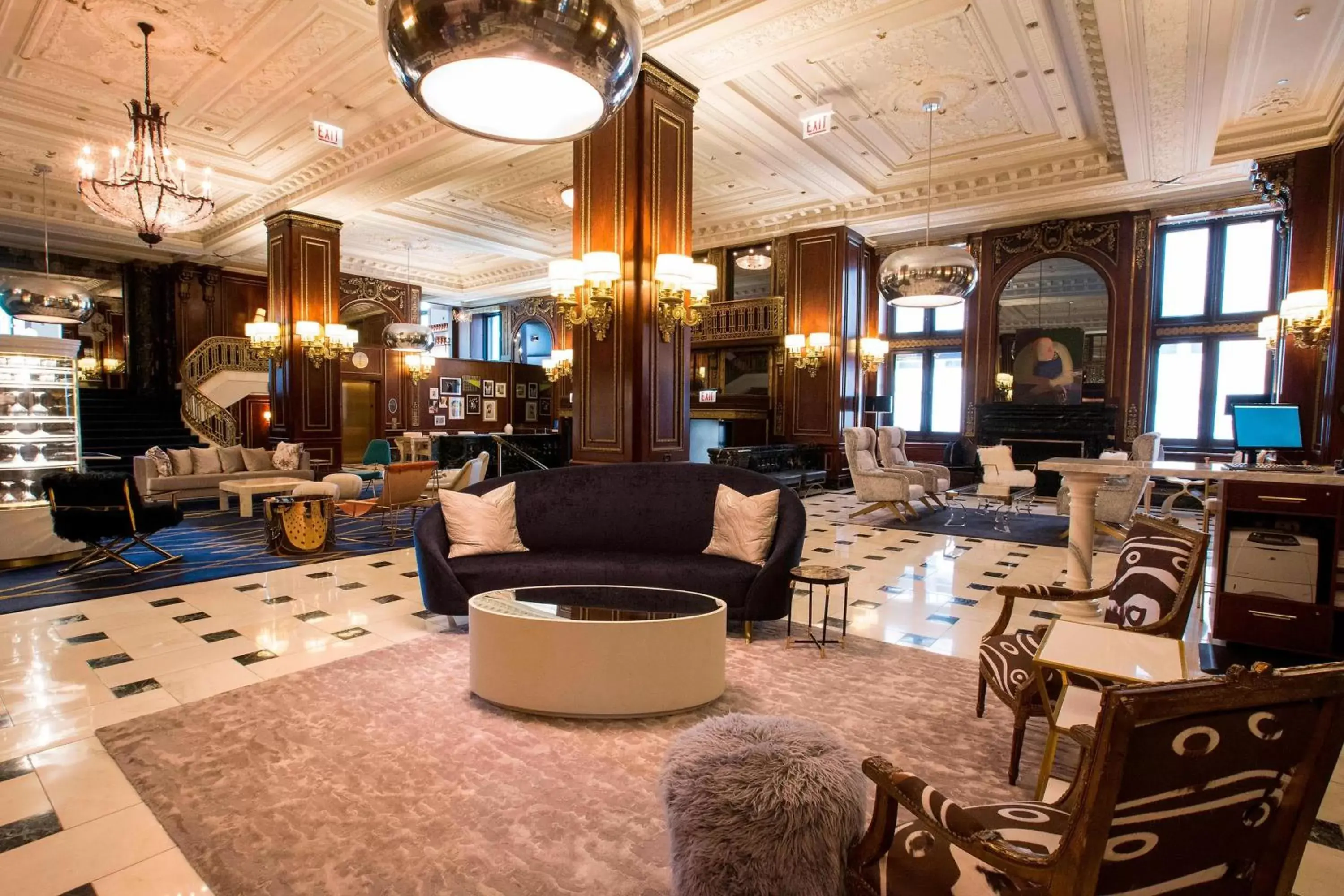 Lobby or reception in The Blackstone, Autograph Collection