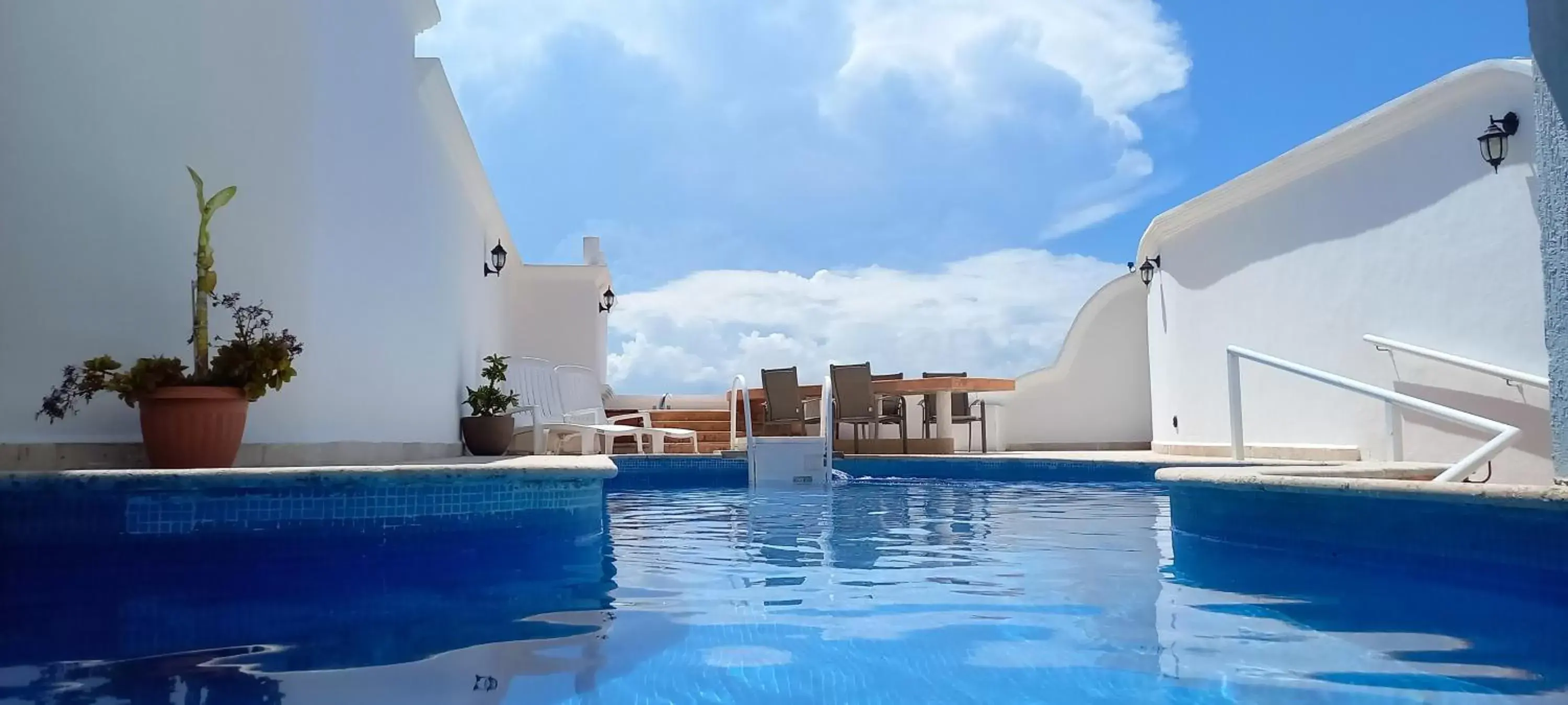 Swimming Pool in Hotel & Museo Casa Turquesa