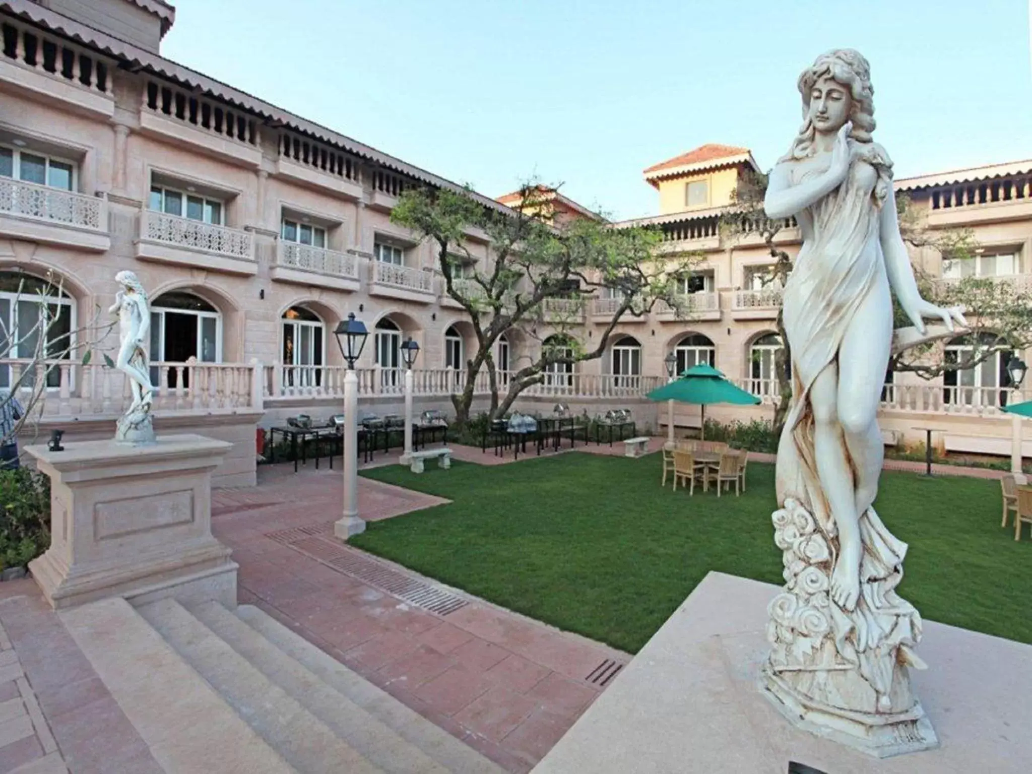 Facade/entrance, Property Building in Evershine Resort & Spa