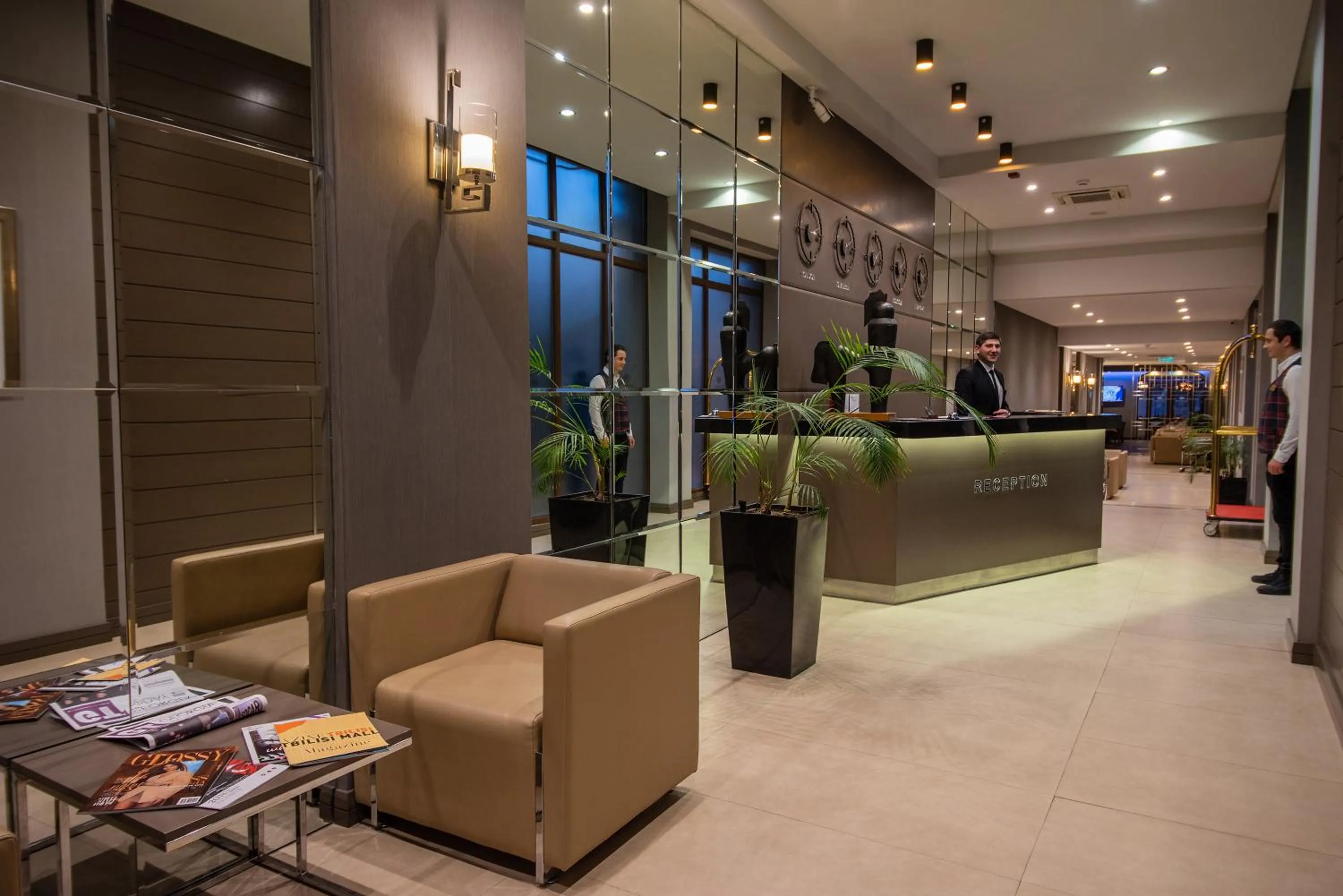 Lobby or reception in City Avenue Hotel