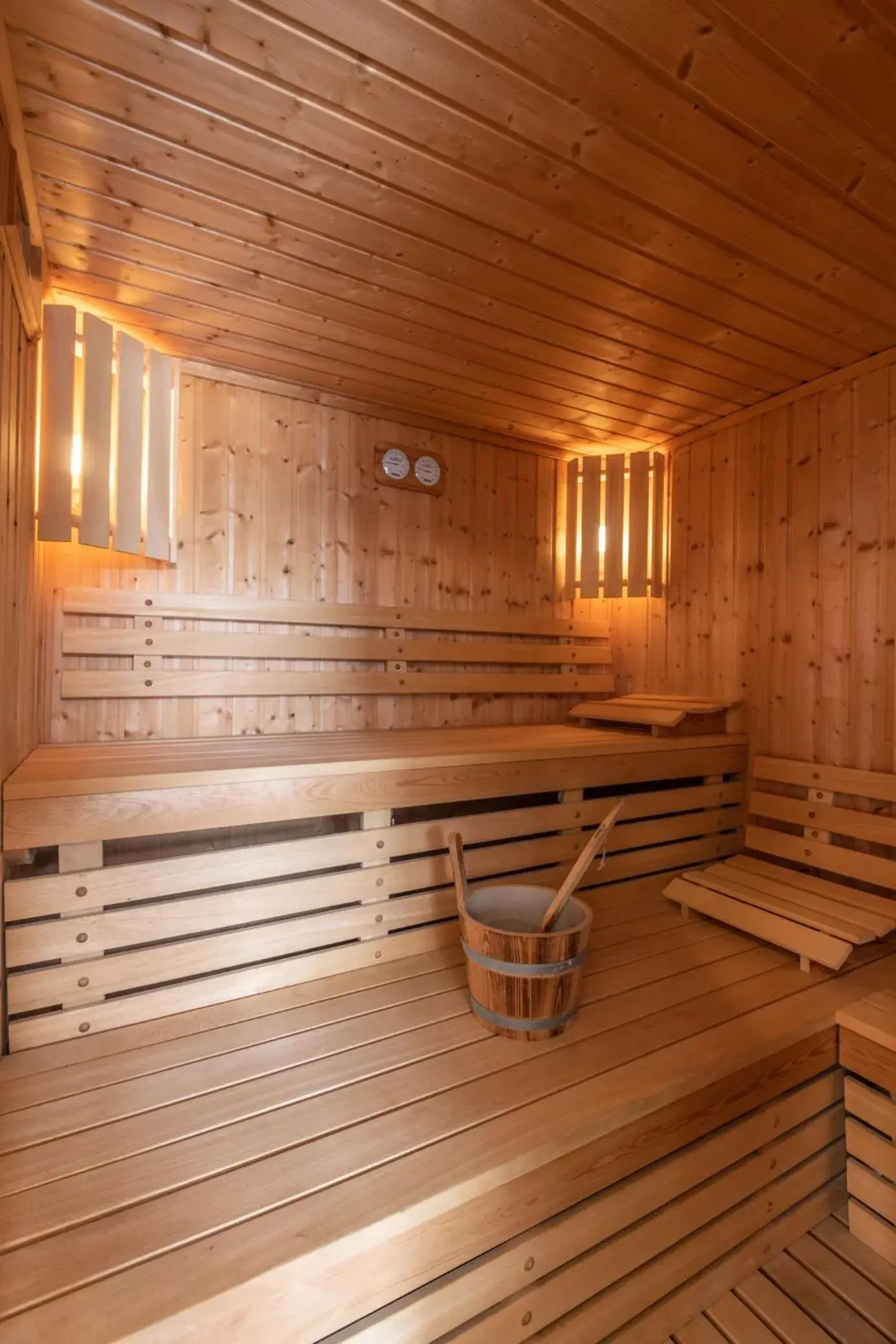 Sauna in Hôtel Le Beau Rivage