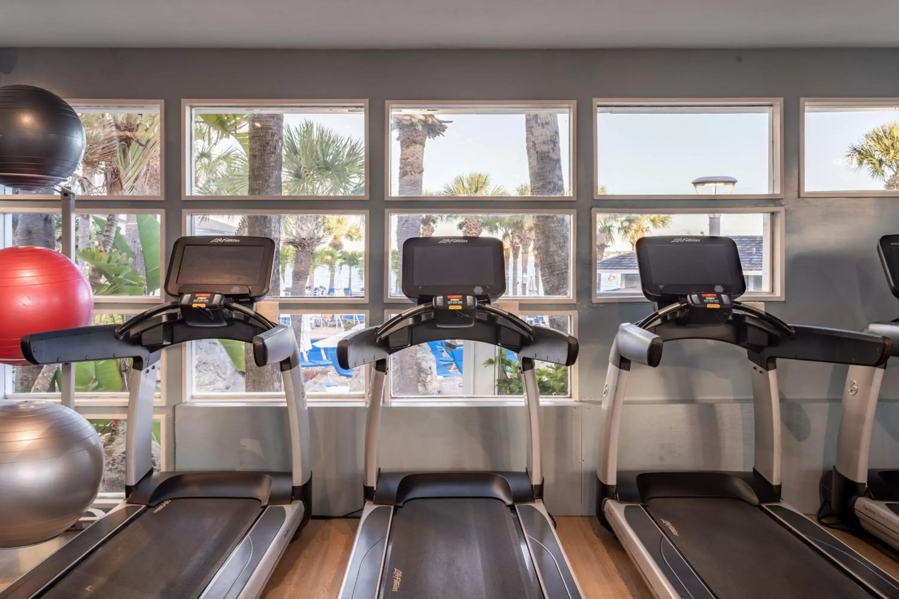 Fitness centre/facilities, Fitness Center/Facilities in Clearwater Beach Marriott Suites on Sand Key