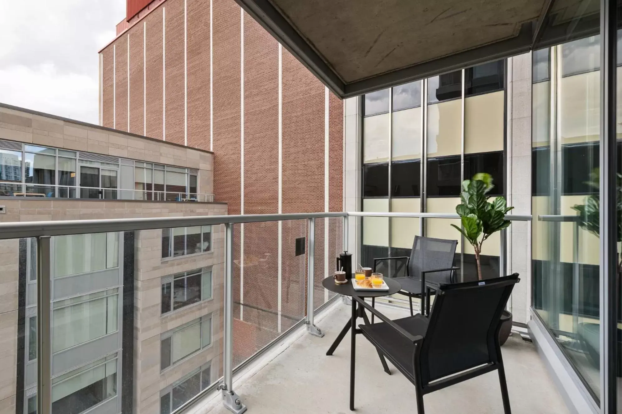 Balcony/Terrace in reStays Ottawa