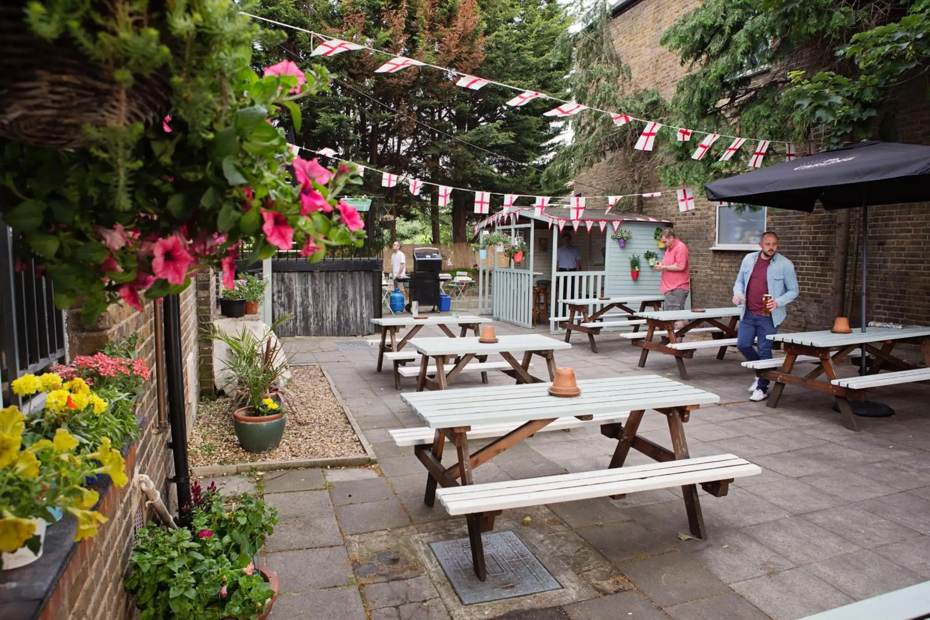 Patio in The Milford Arms