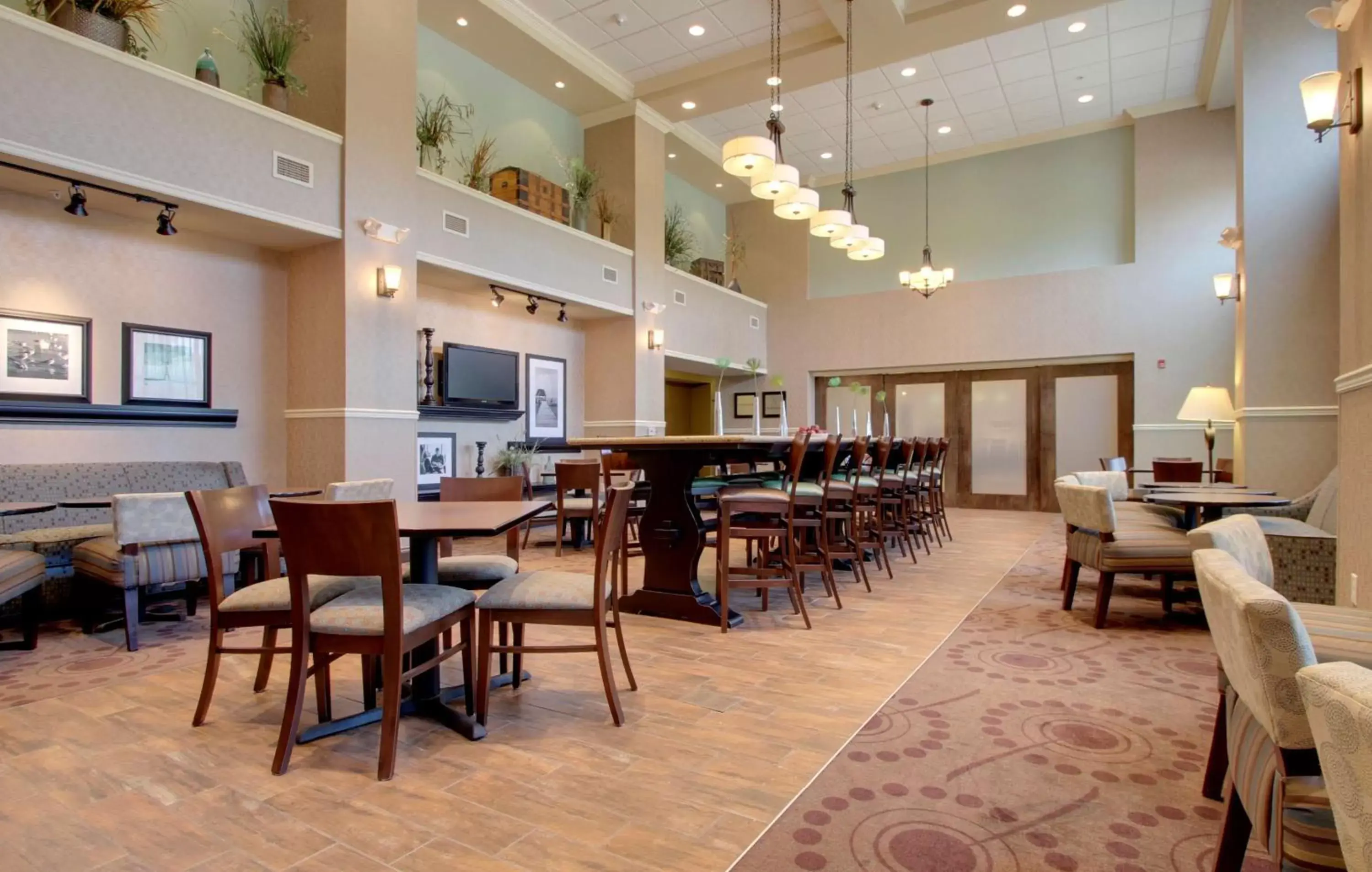 Lobby or reception, Restaurant/Places to Eat in Hampton Inn & Suites Grafton