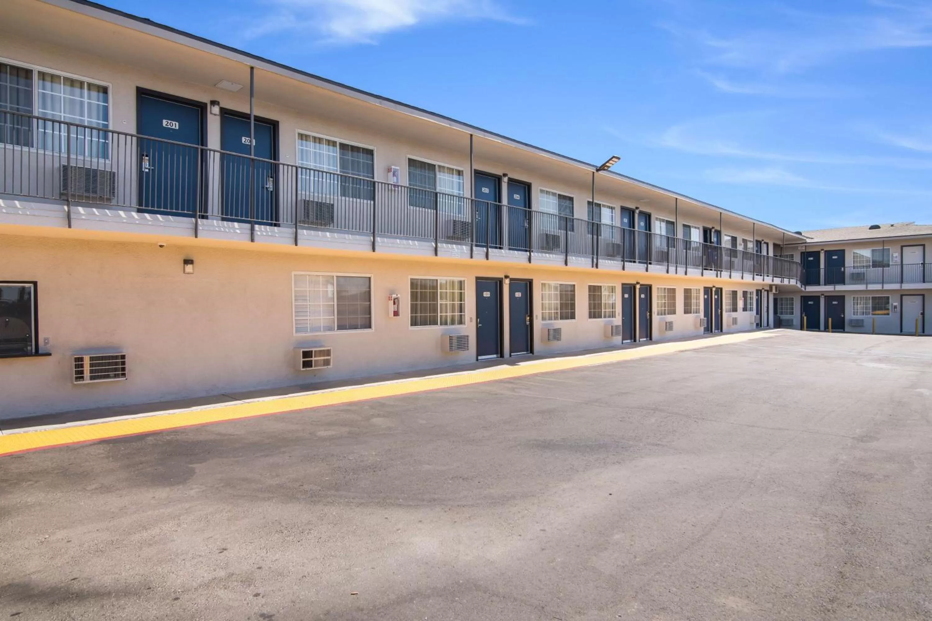 Property building in Motel 6-Moreno Valley, CA - Perris