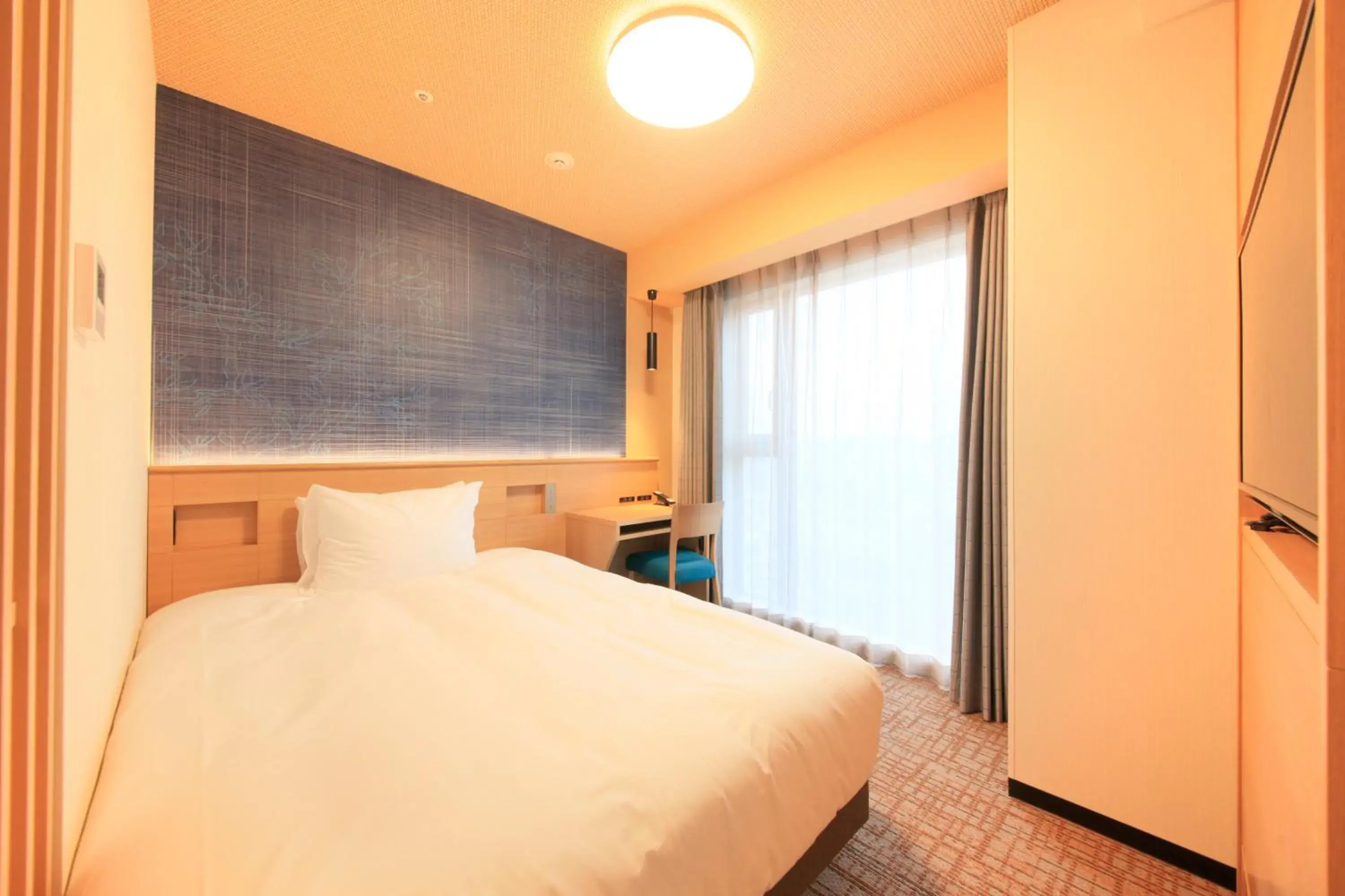 Photo of the whole room, Bed in Richmond Hotel Himeji