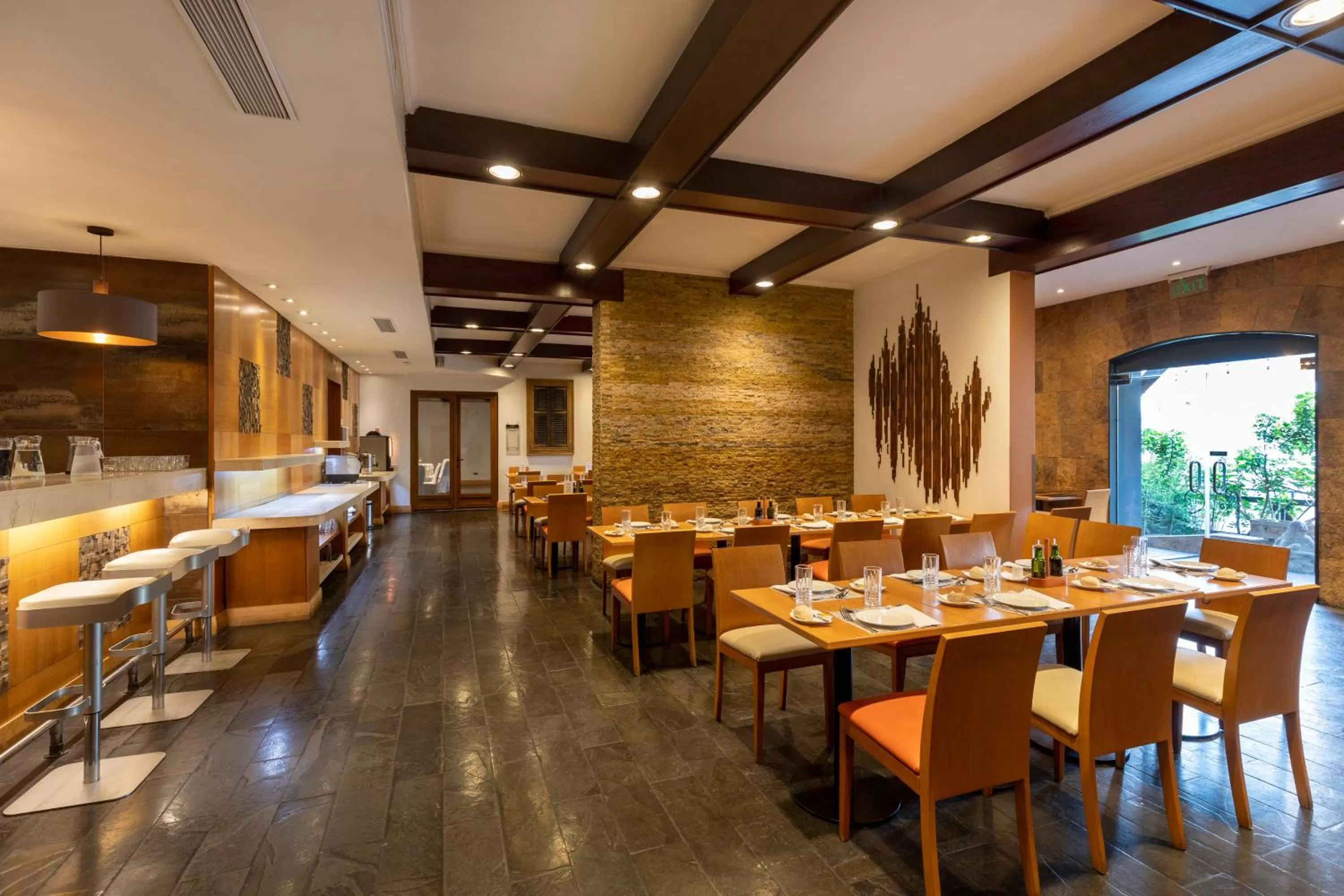 Property building in Best Western Marina del Rey