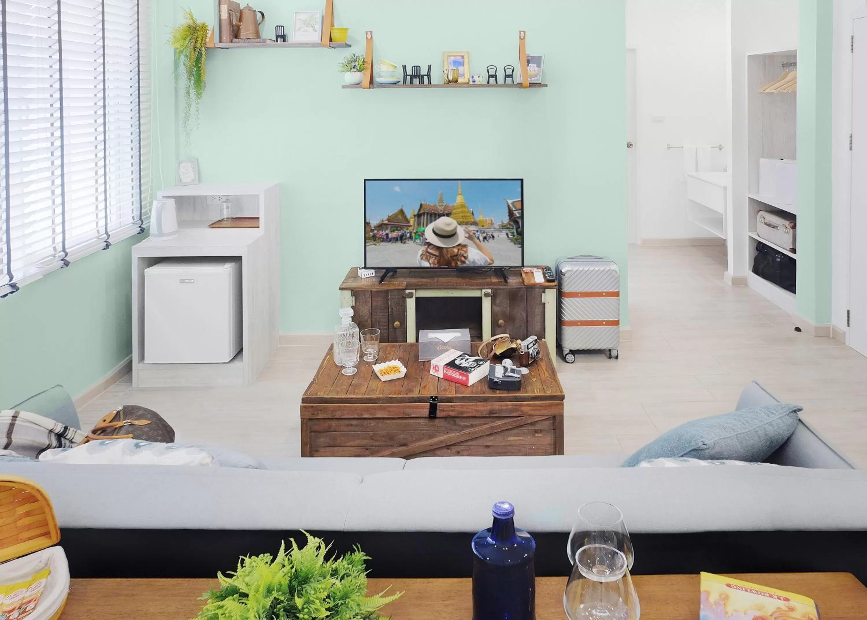 TV and multimedia in Hide and Seek Boutique Hometel