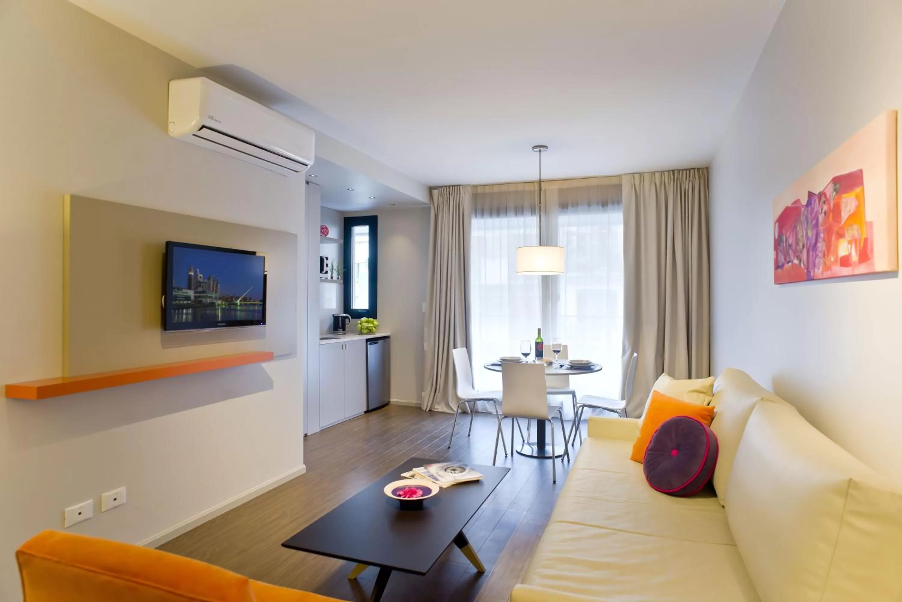 Kitchen or kitchenette in Bulnes Eco Suites