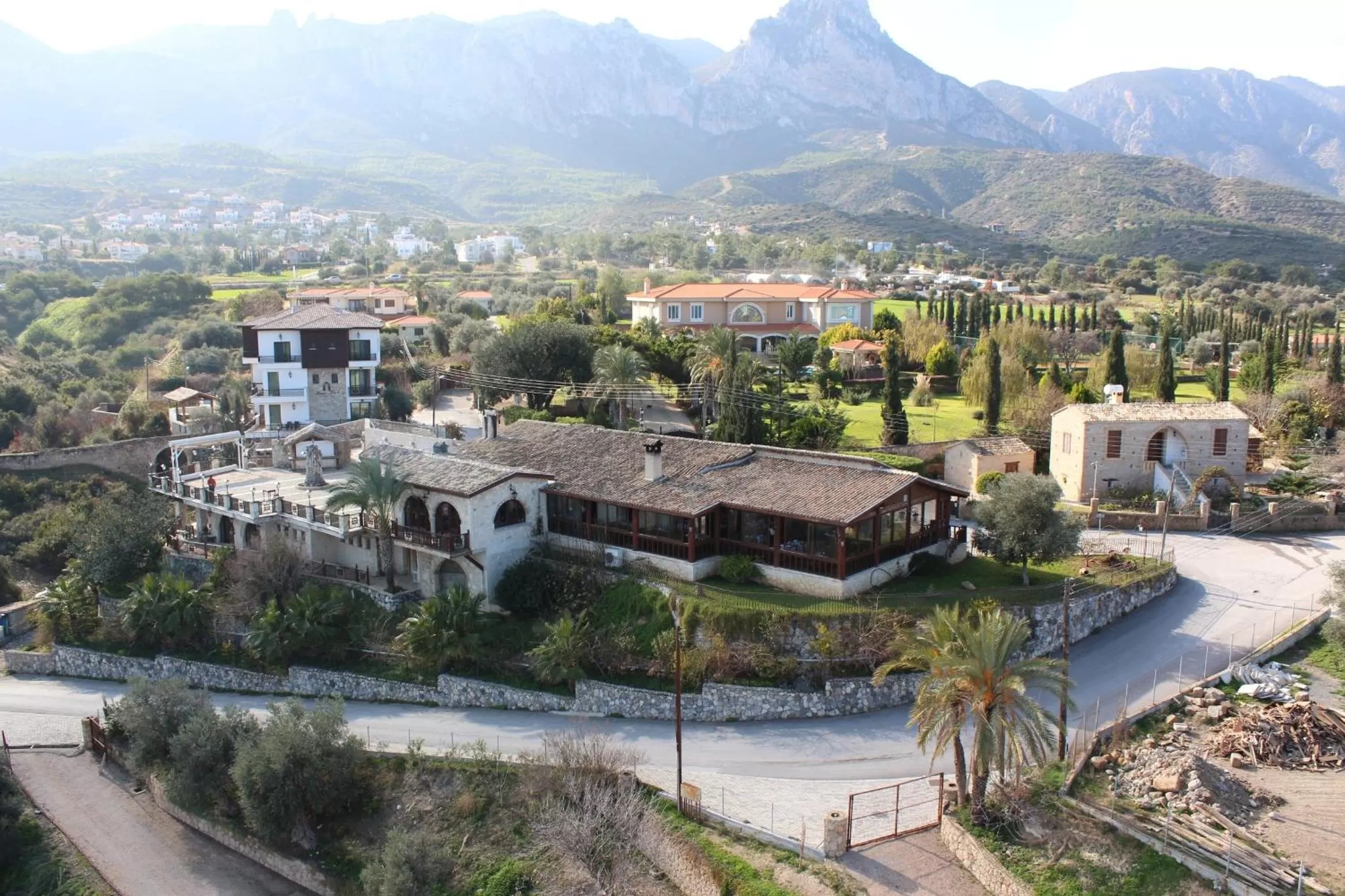 Restaurant/places to eat in Kemerli Konak Boutique Hotel