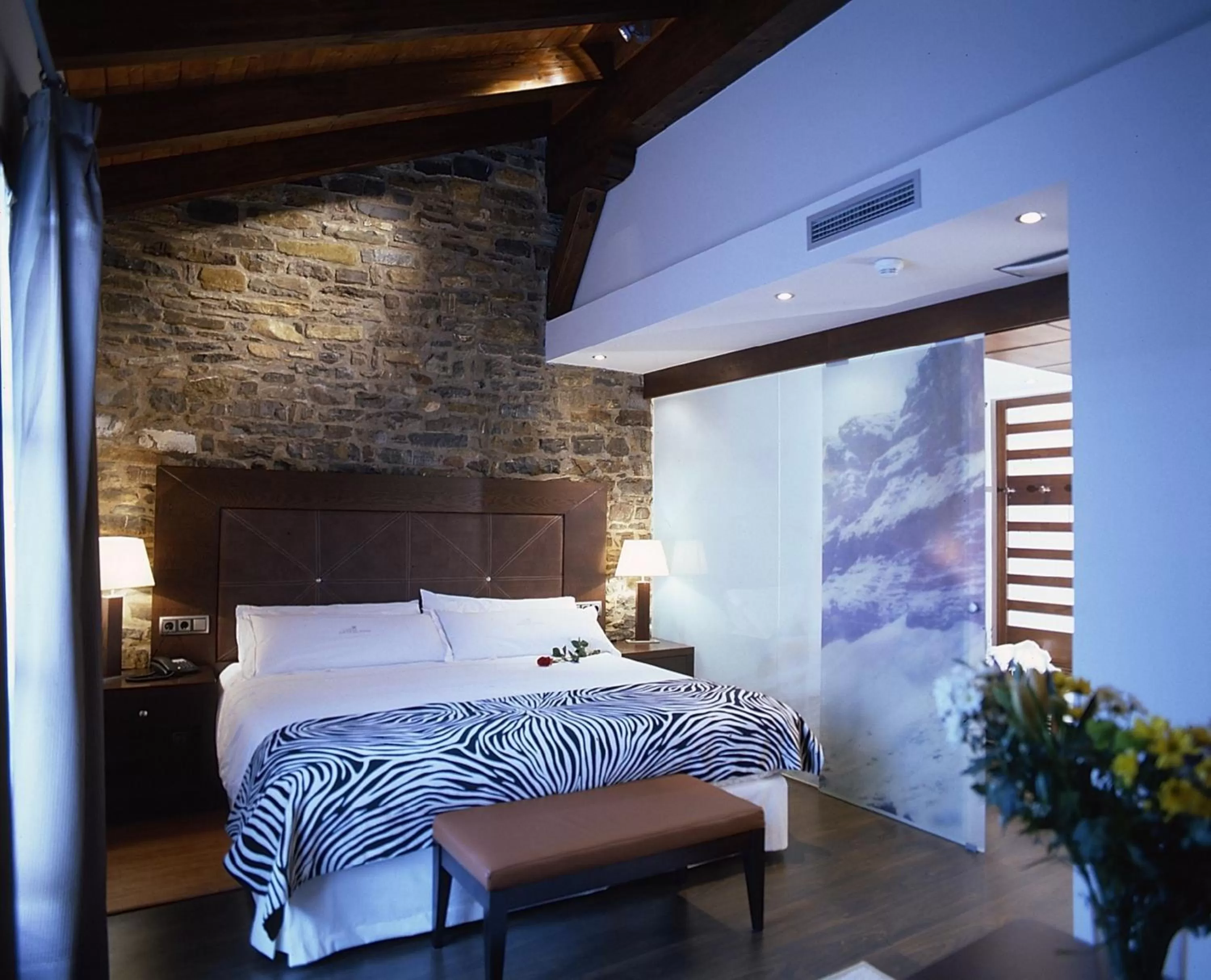 Photo of the whole room, Bed in Los Siete Reyes