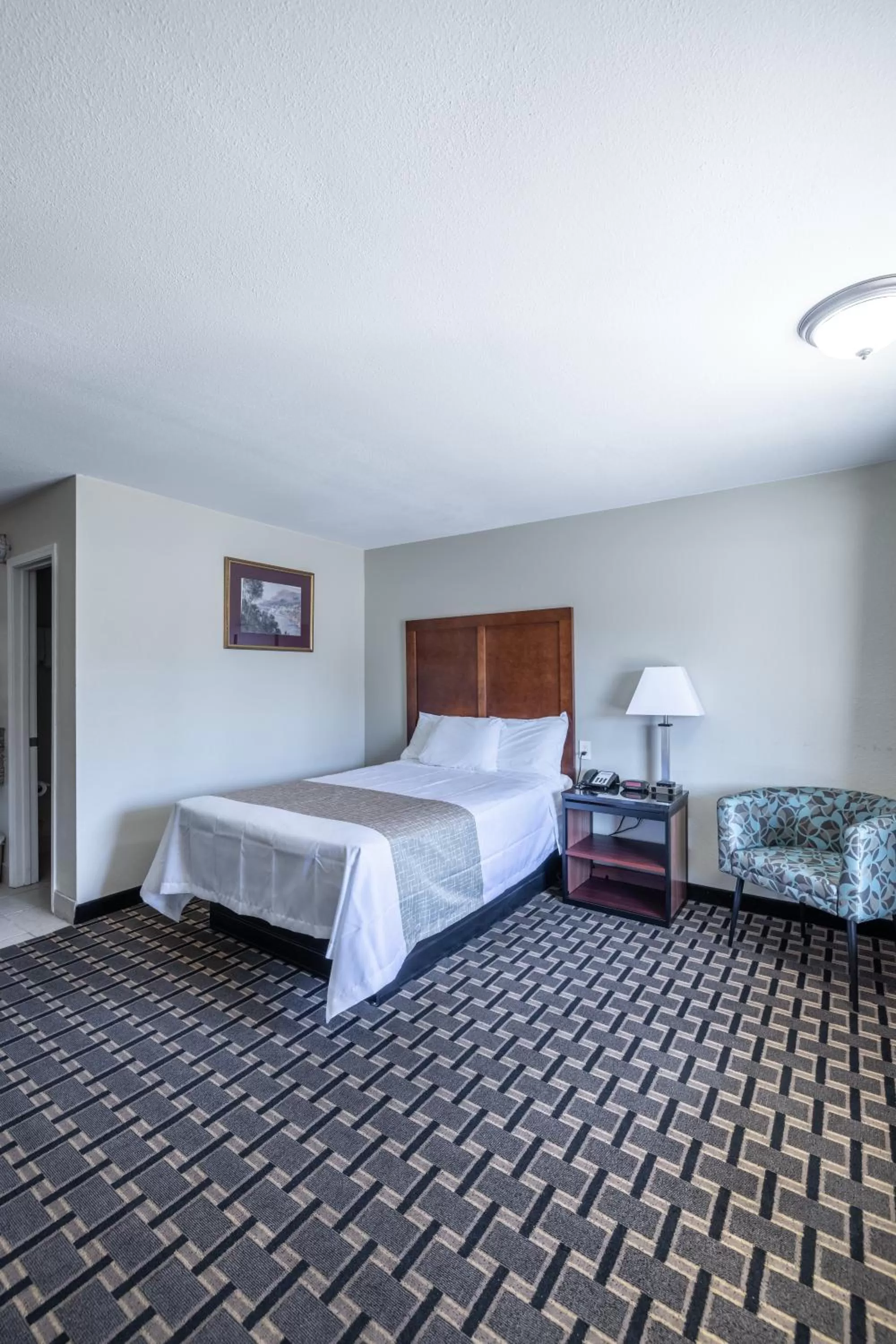 Double Room - Smoking in Travelodge by Wyndham Jackson I-40 Exit 82