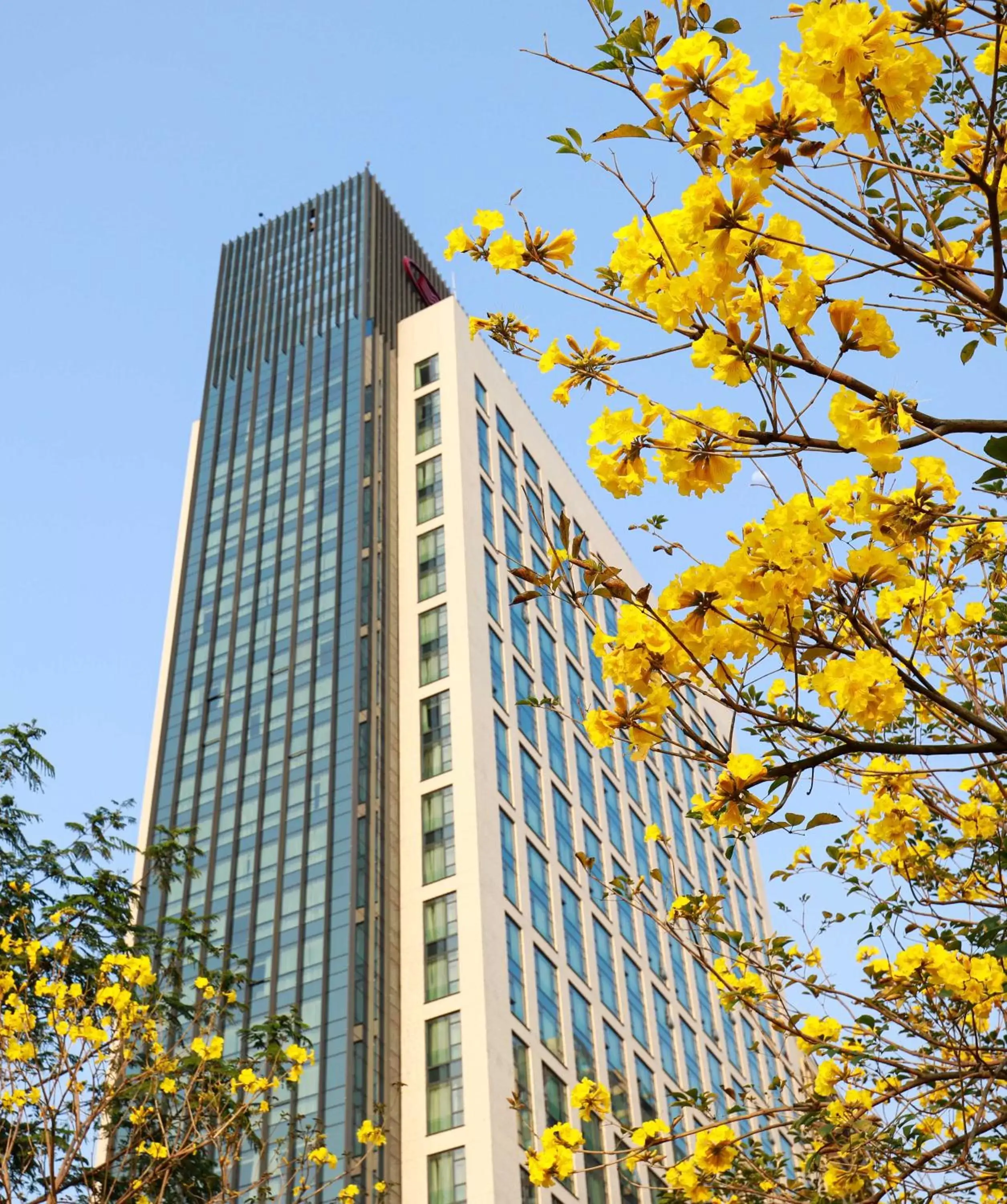 Property building in Crowne Plaza Foshan Nanhai-an IHG Hotel-Free Shuttle Bus to Canton Fair Property building in Crowne Plaza Foshan Nanhai-an IHG Hotel-Free Shuttle Bus to Canton Fair