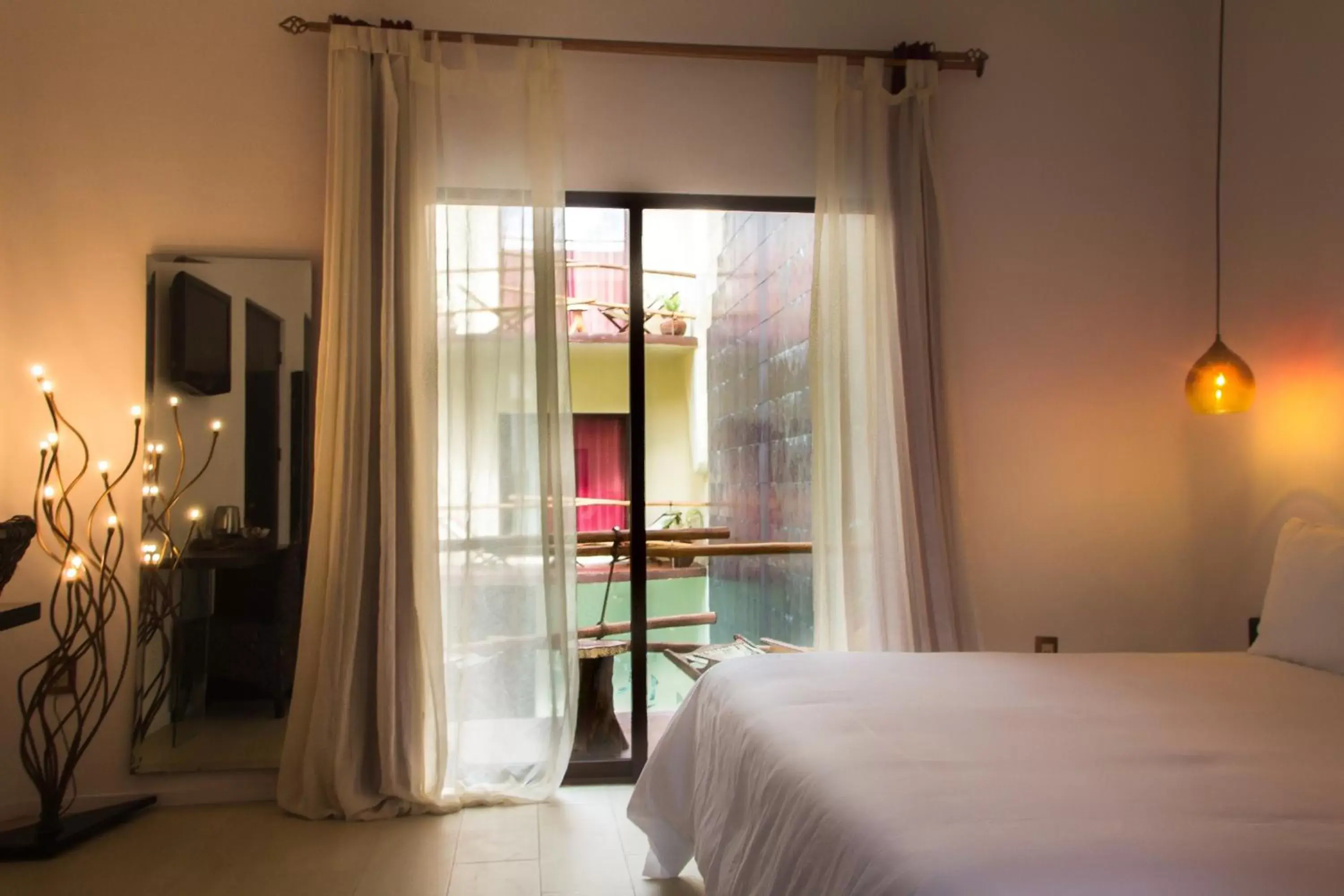 Bedroom, Bed in Hotel Kinbe