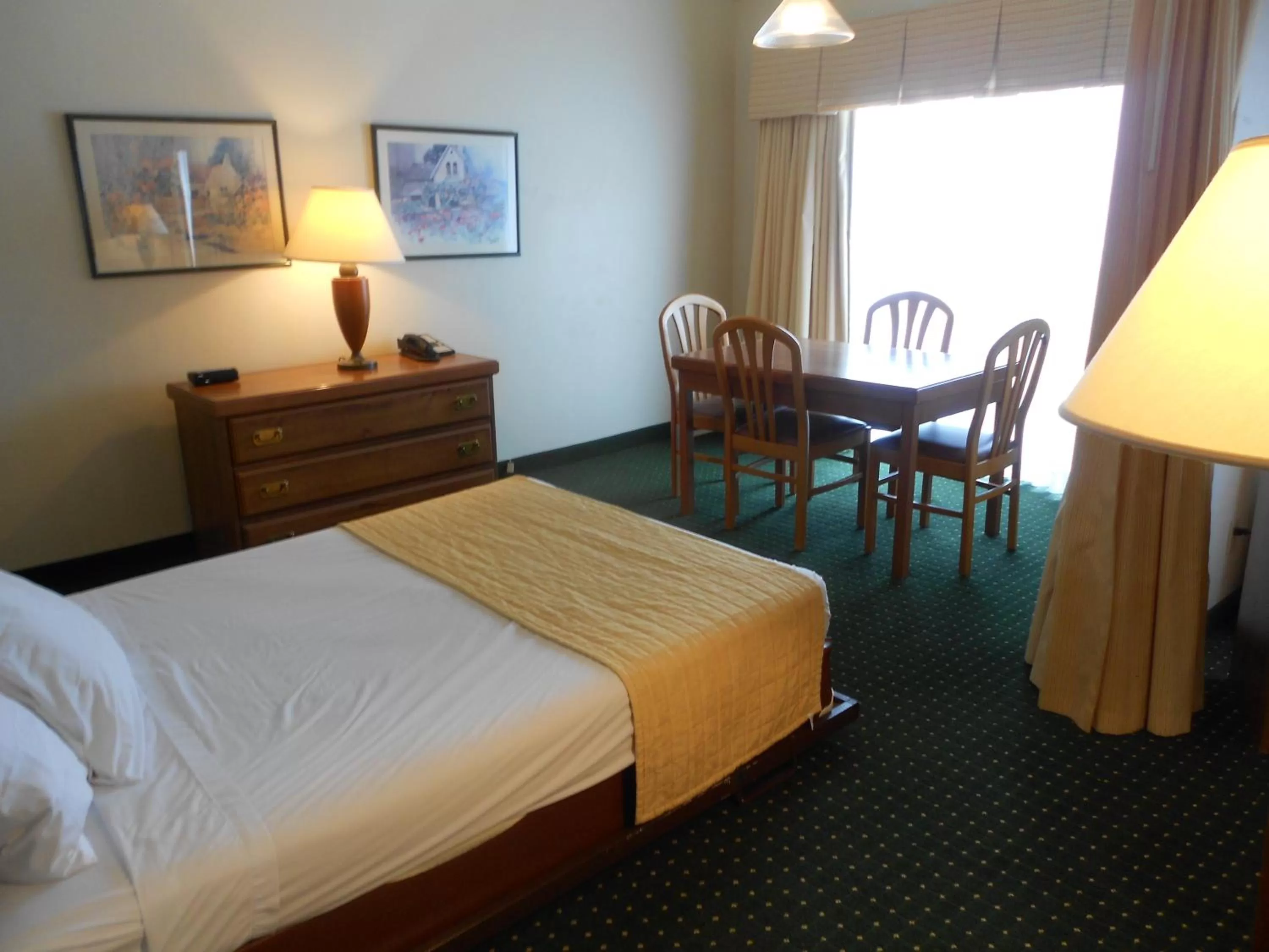 Bed in Hawthorn Extended Stay by Wyndham Green Bay