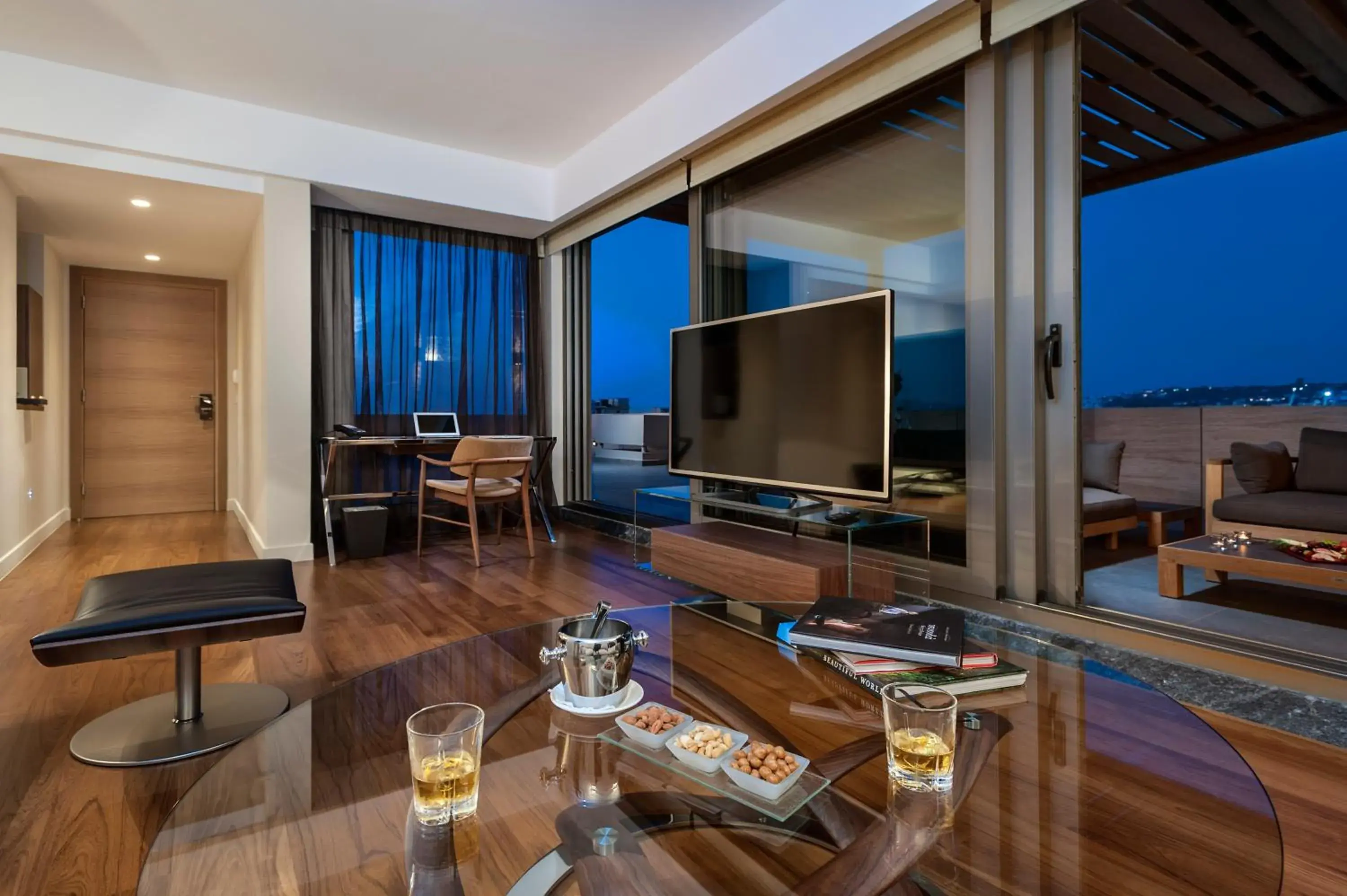 Living room, Lounge/Bar in Samaria Hotel