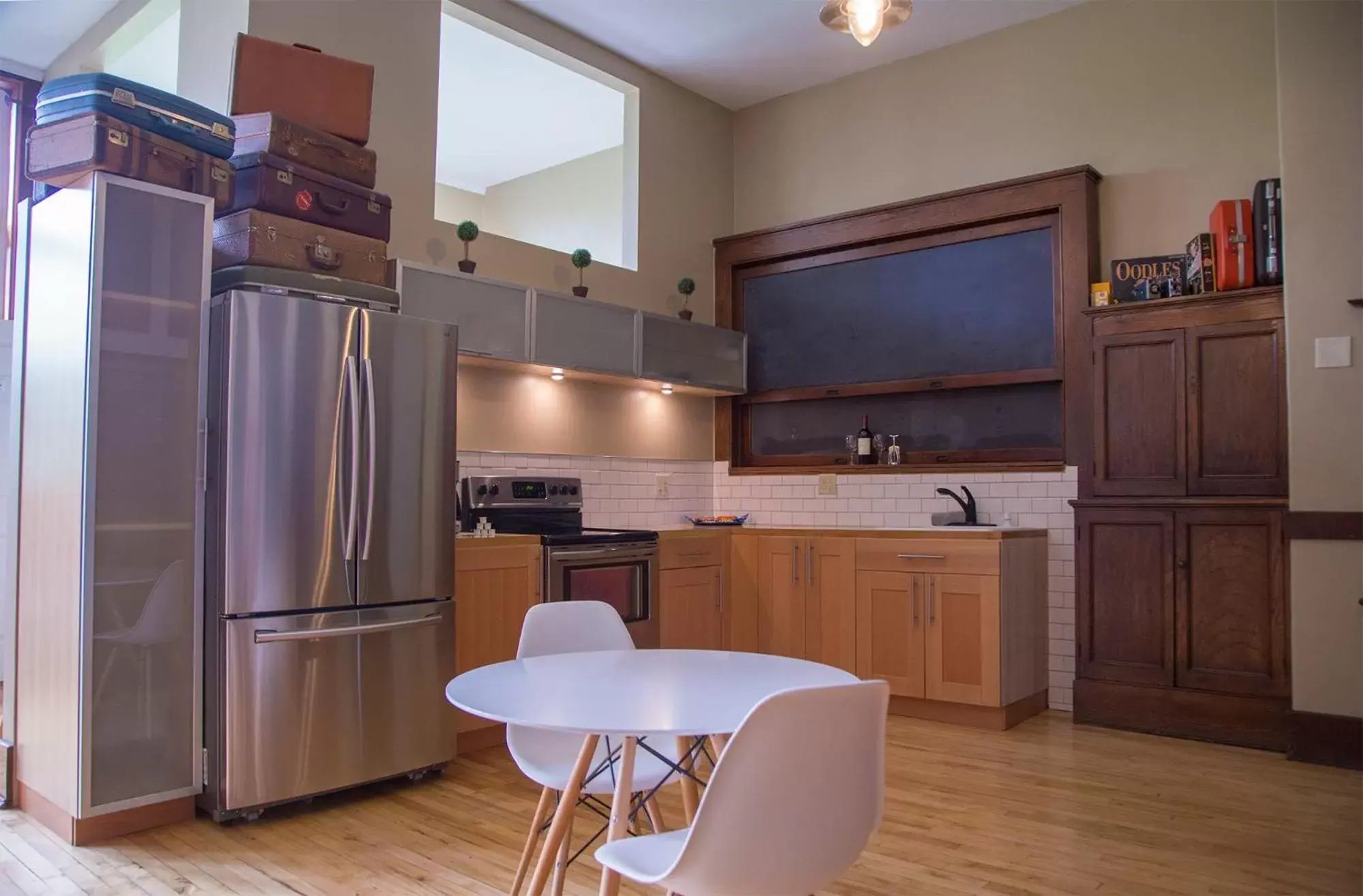 Kitchen/Kitchenette in School 31 Lofts