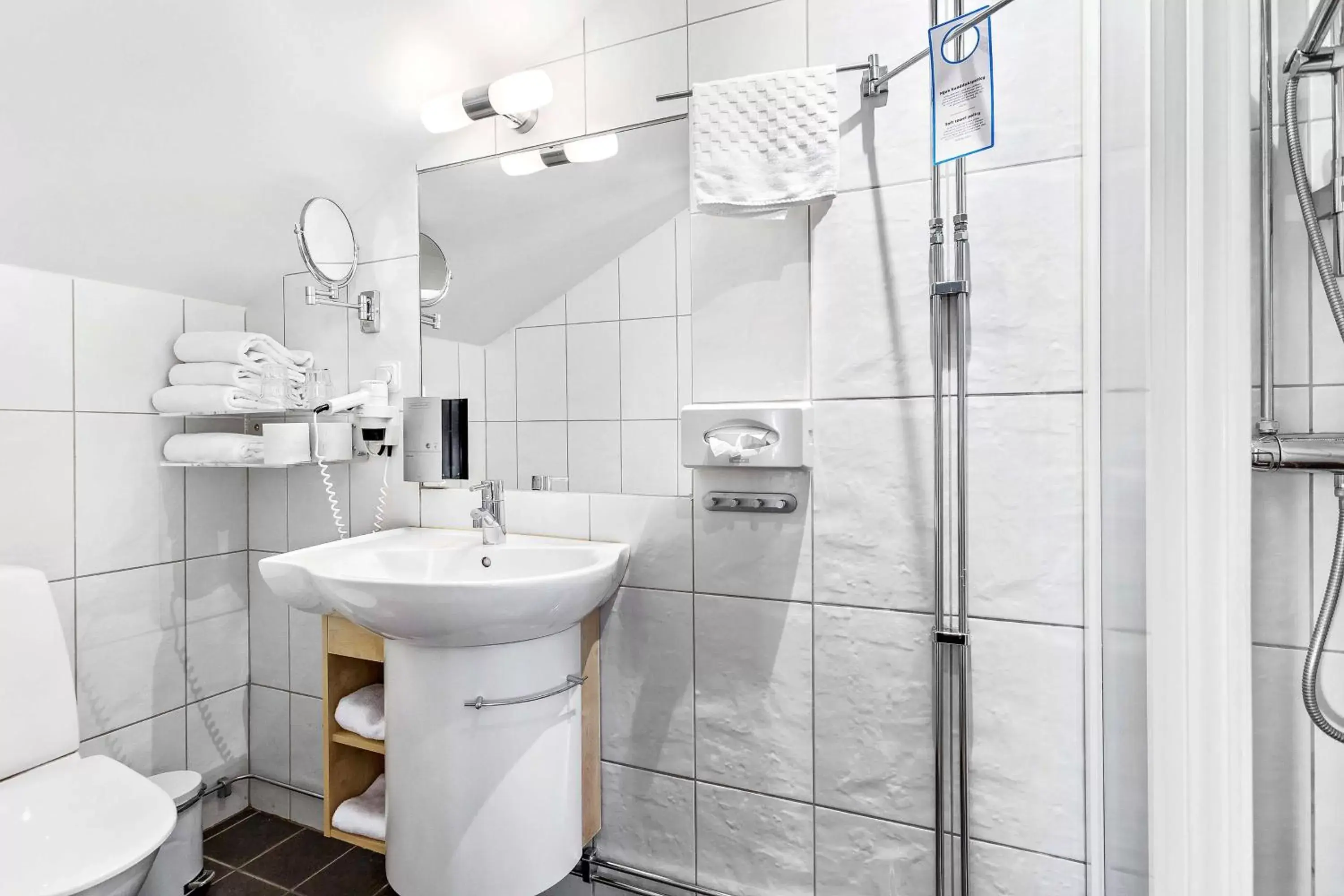 Bathroom in Best Western Vimmerby Stadshotell