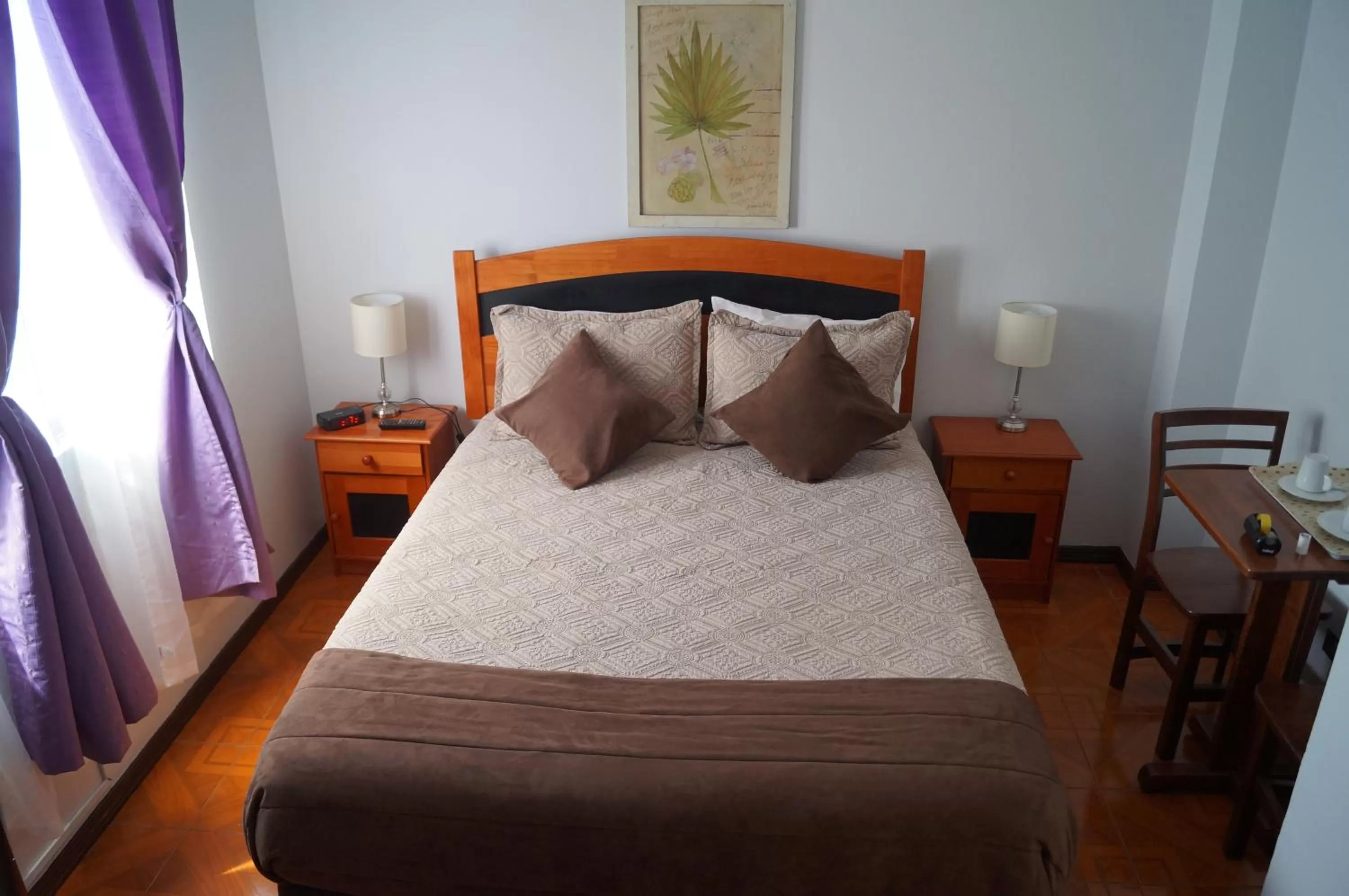 Photo of the whole room, Bed in Residencial Universitaria