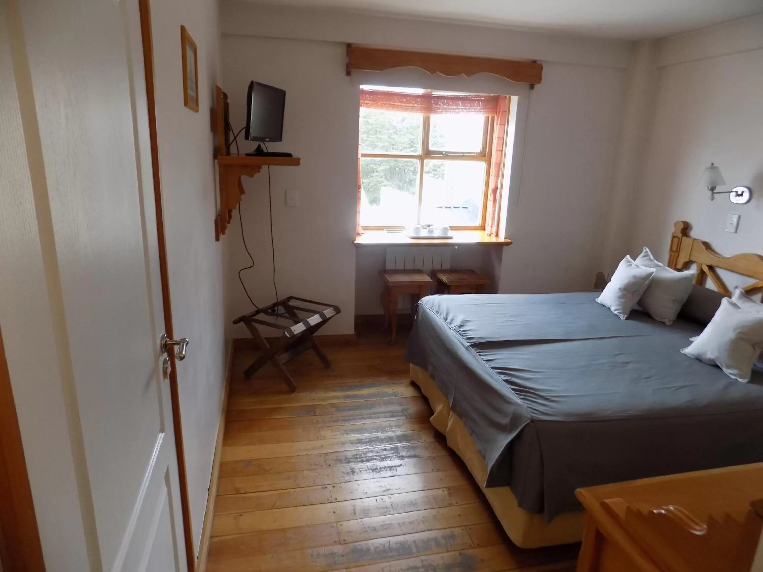 Bedroom, Bed in Hostería Patagonia Jarke