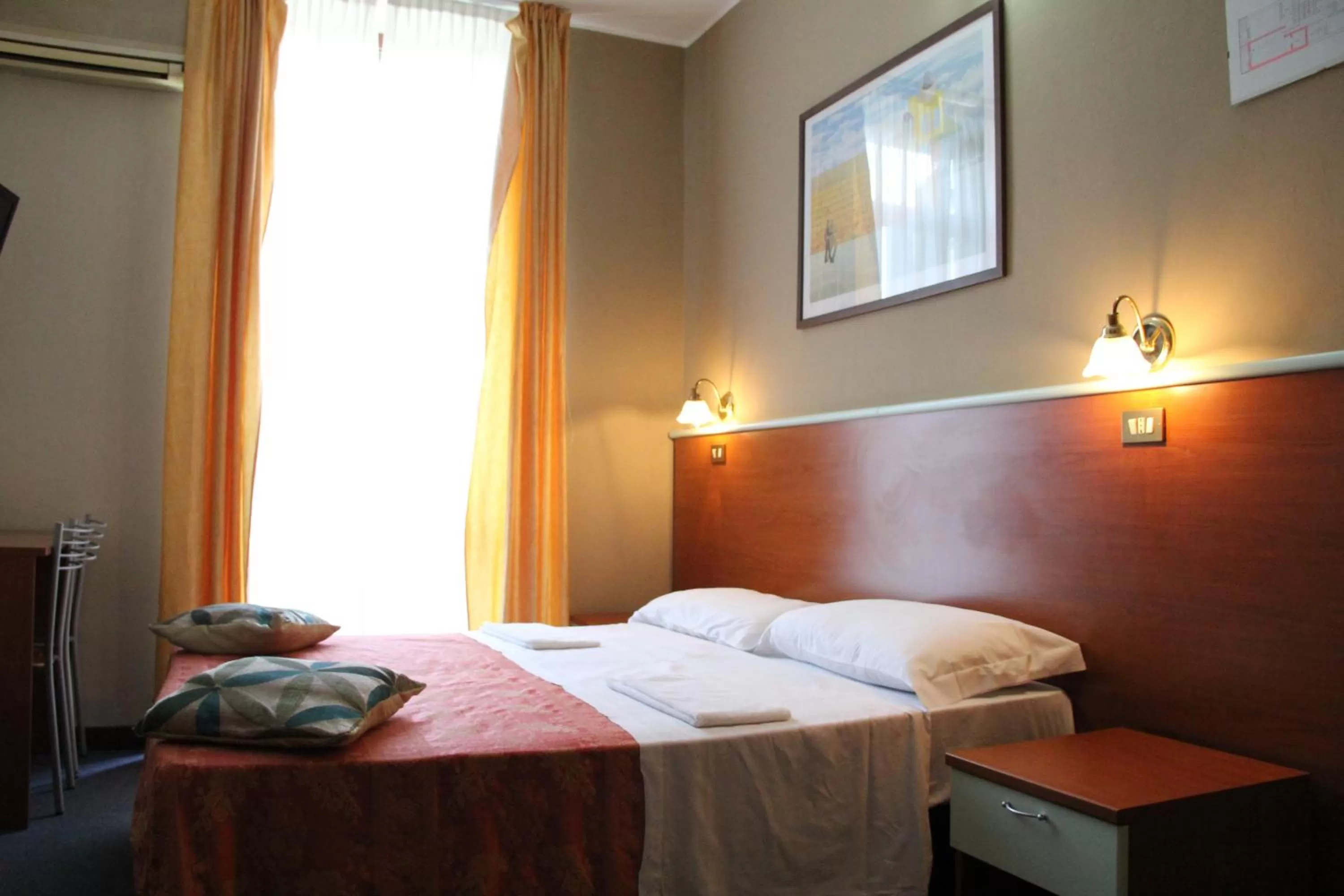 Photo of the whole room, Bed in Hotel MM Dateo