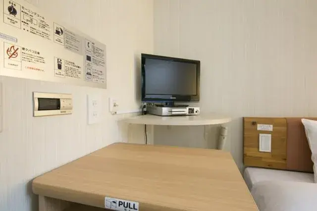 Photo of the whole room, TV/Entertainment Center in R&b Hotel Shinyokohamaekimae Photo of the whole room, TV/Entertainment Center in R&b Hotel Shinyokohamaekimae