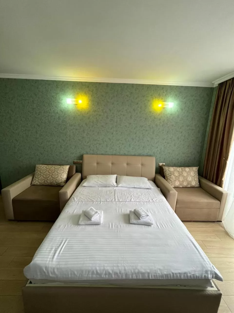Bed in Aparthotel Holiday Lux Batumi