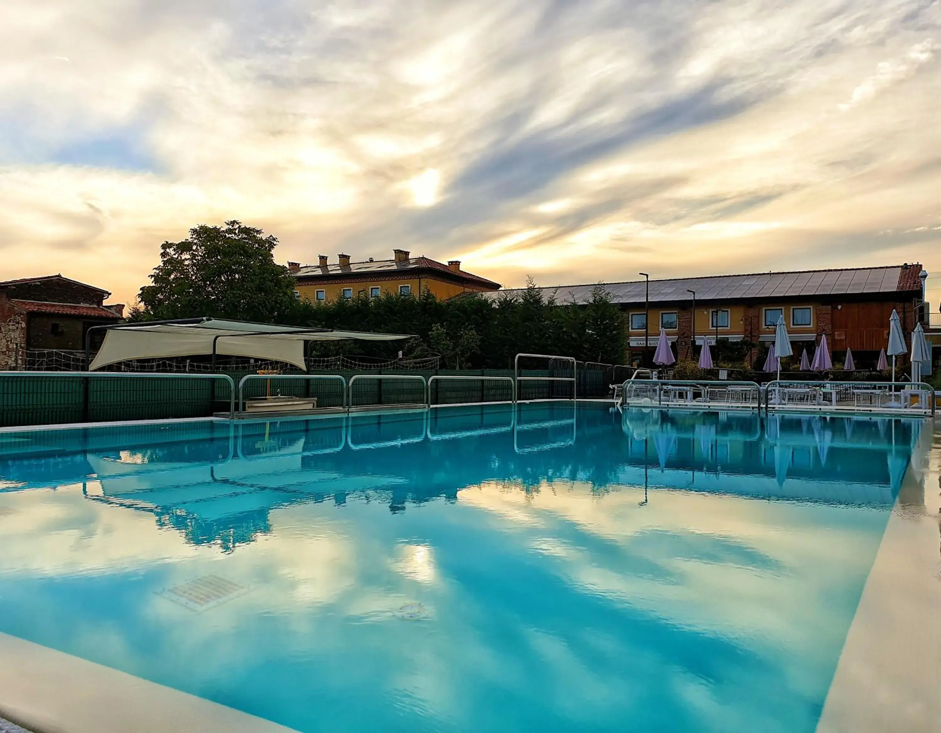 Swimming Pool in Fracanzana Hotel