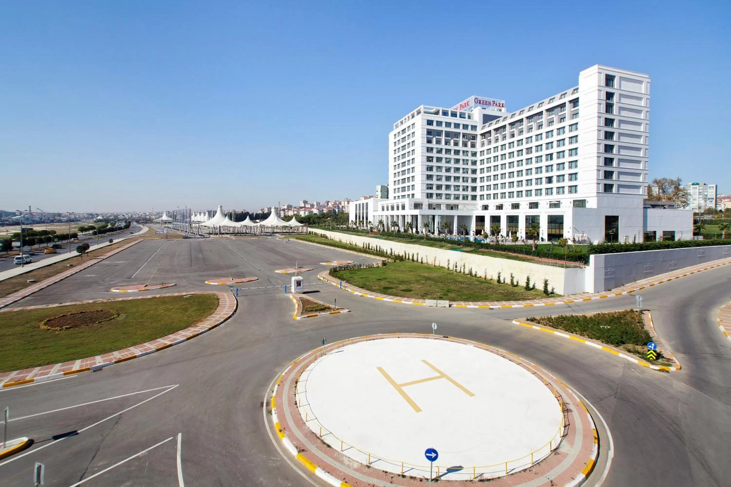 Property building in The Green Park Pendik