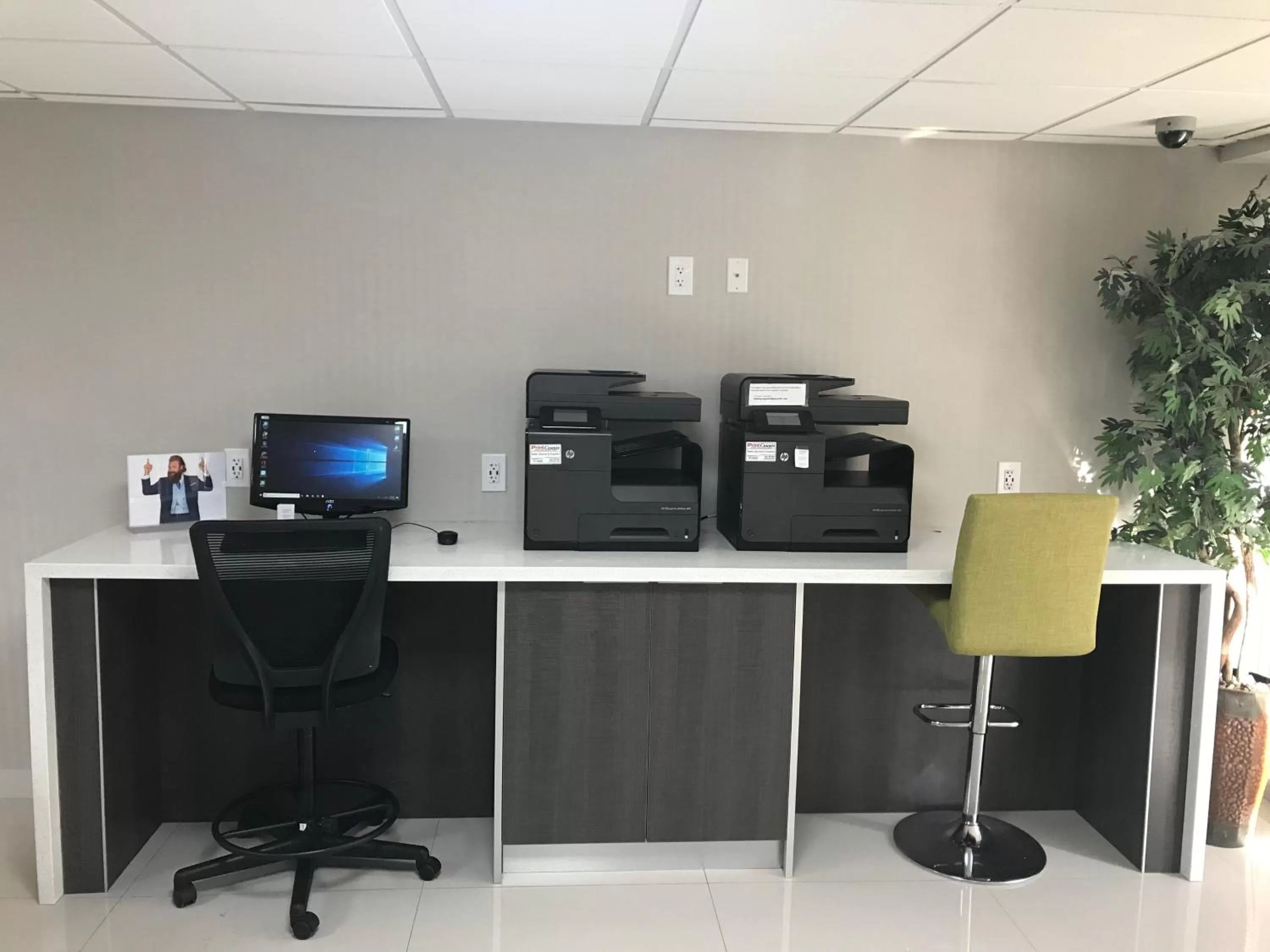 Business facilities in HoM, A Trademark Collection Hotel