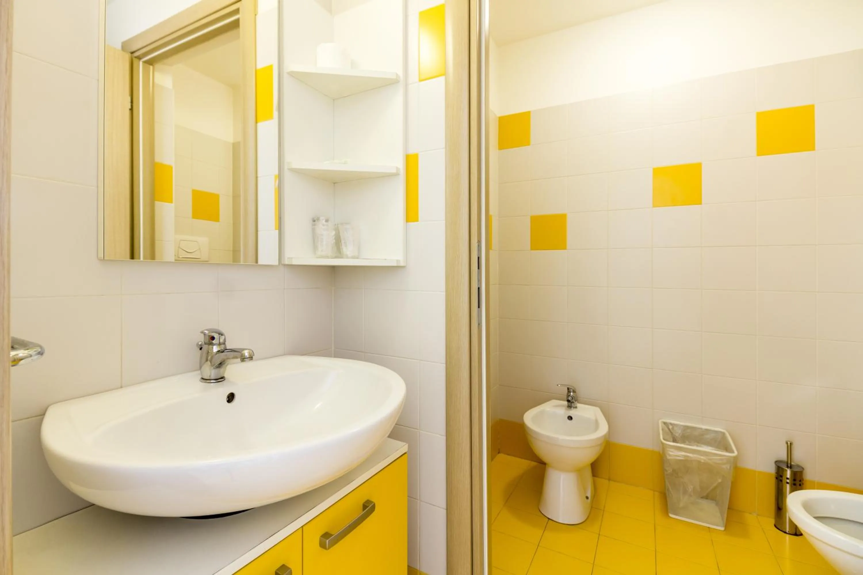 Bathroom in Hotel Sharing