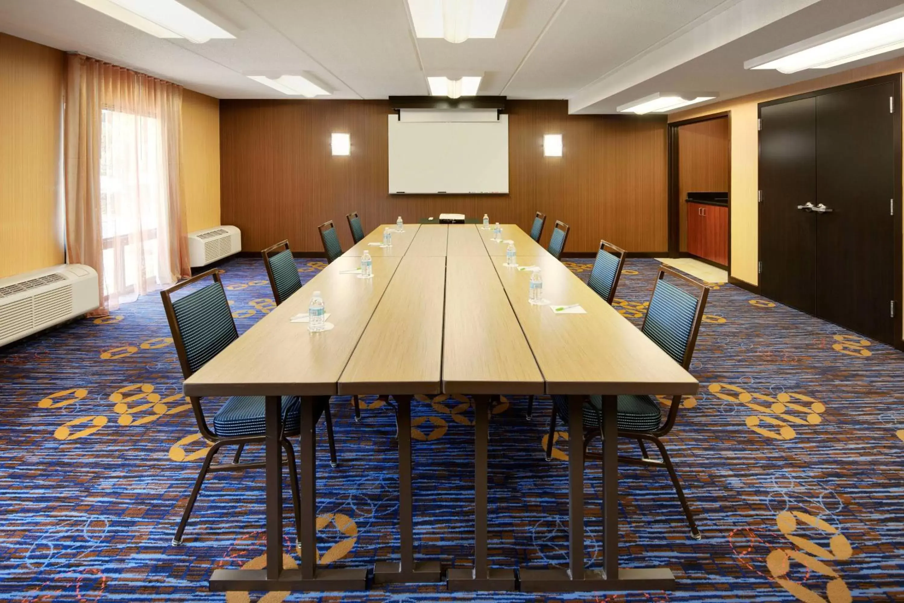 Meeting/conference room in Courtyard Atlanta Norcross/Peachtree Corners