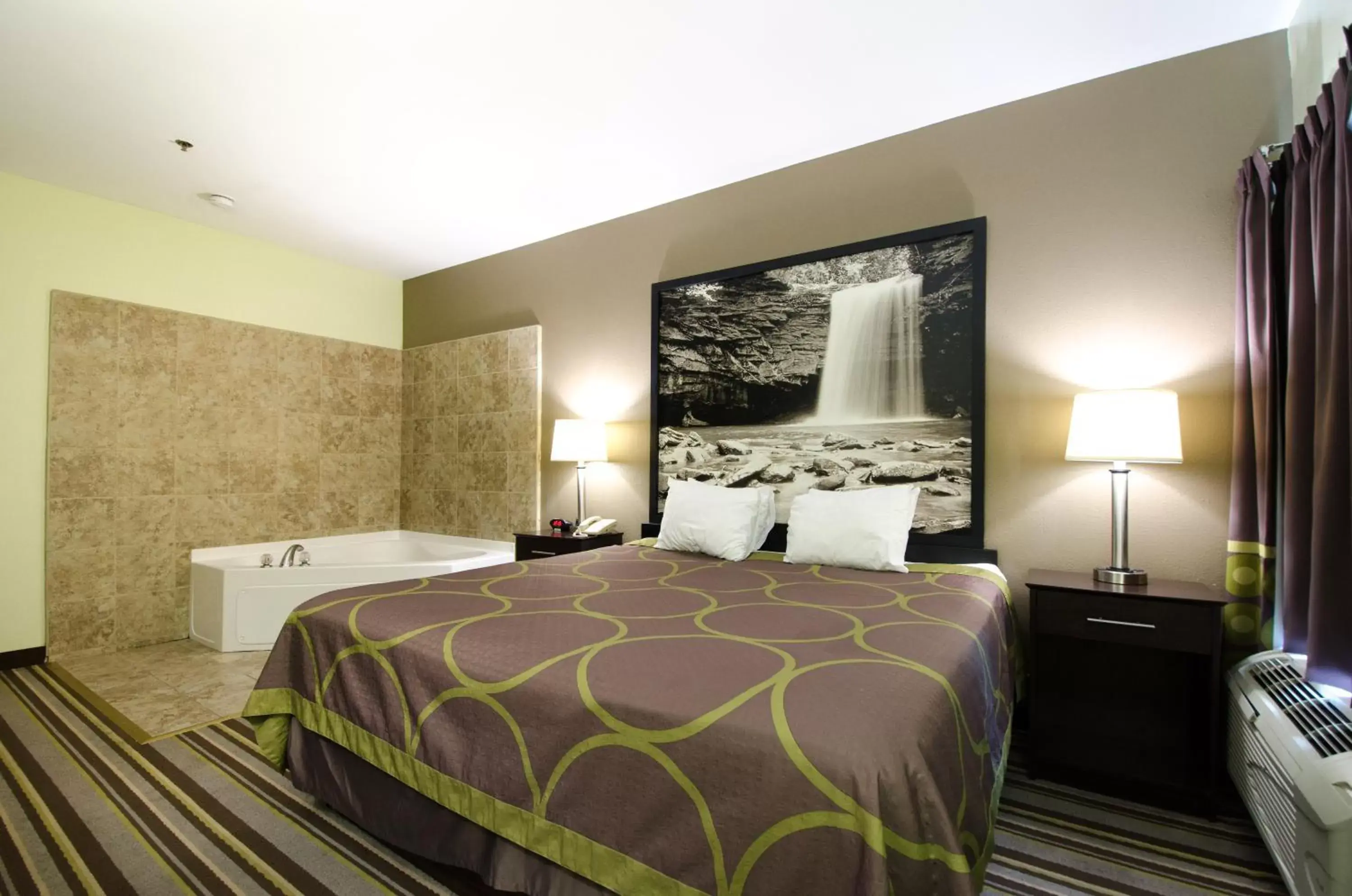 Photo of the whole room, Bed in Super 8 by Wyndham Hull Street Midlothian Richmond Area Photo of the whole room, Bed in Super 8 by Wyndham Hull Street Midlothian Richmond Area