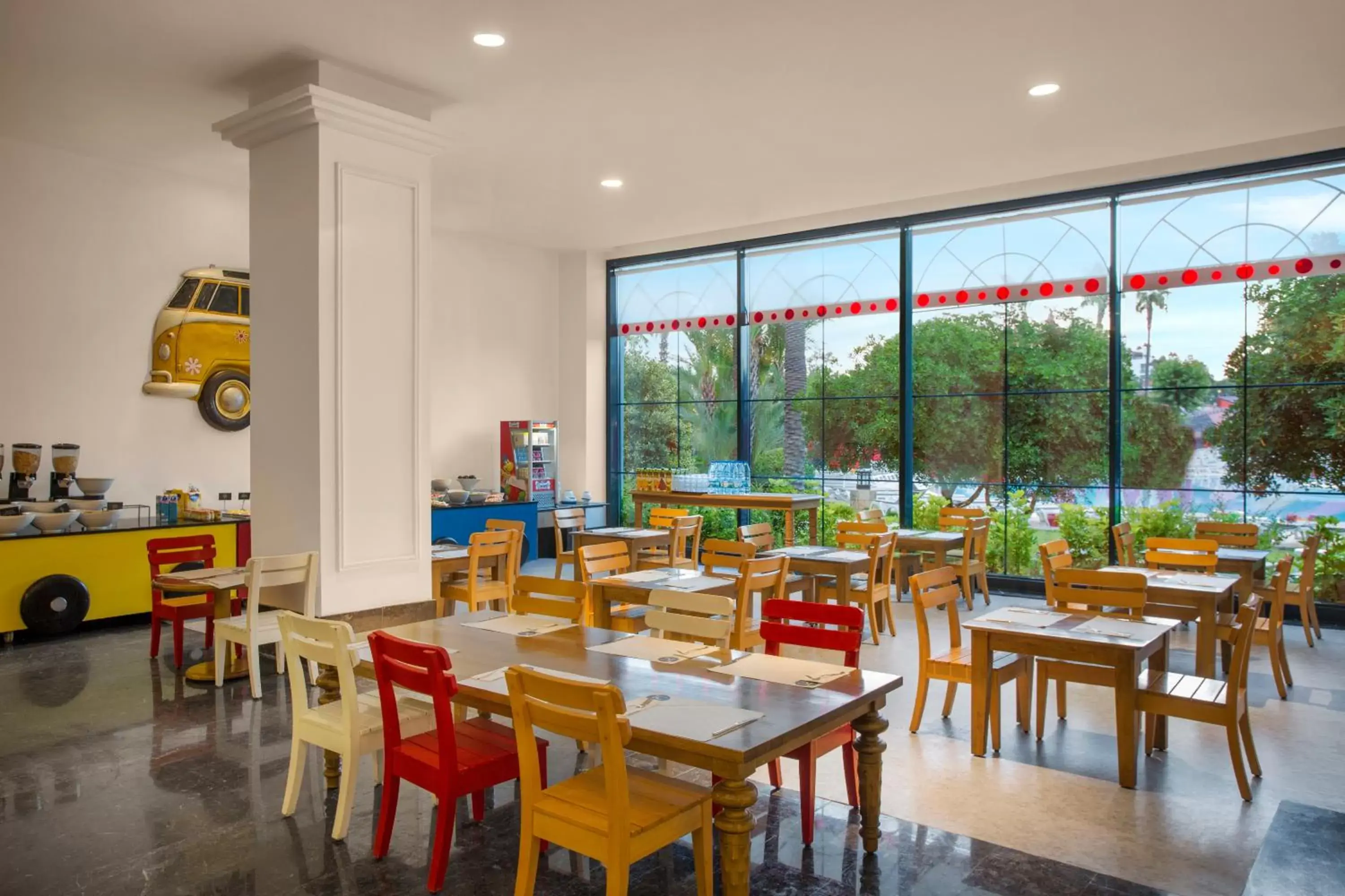 Restaurant/Places to Eat in IC Hotels Santai Family Resort - Kids Concept