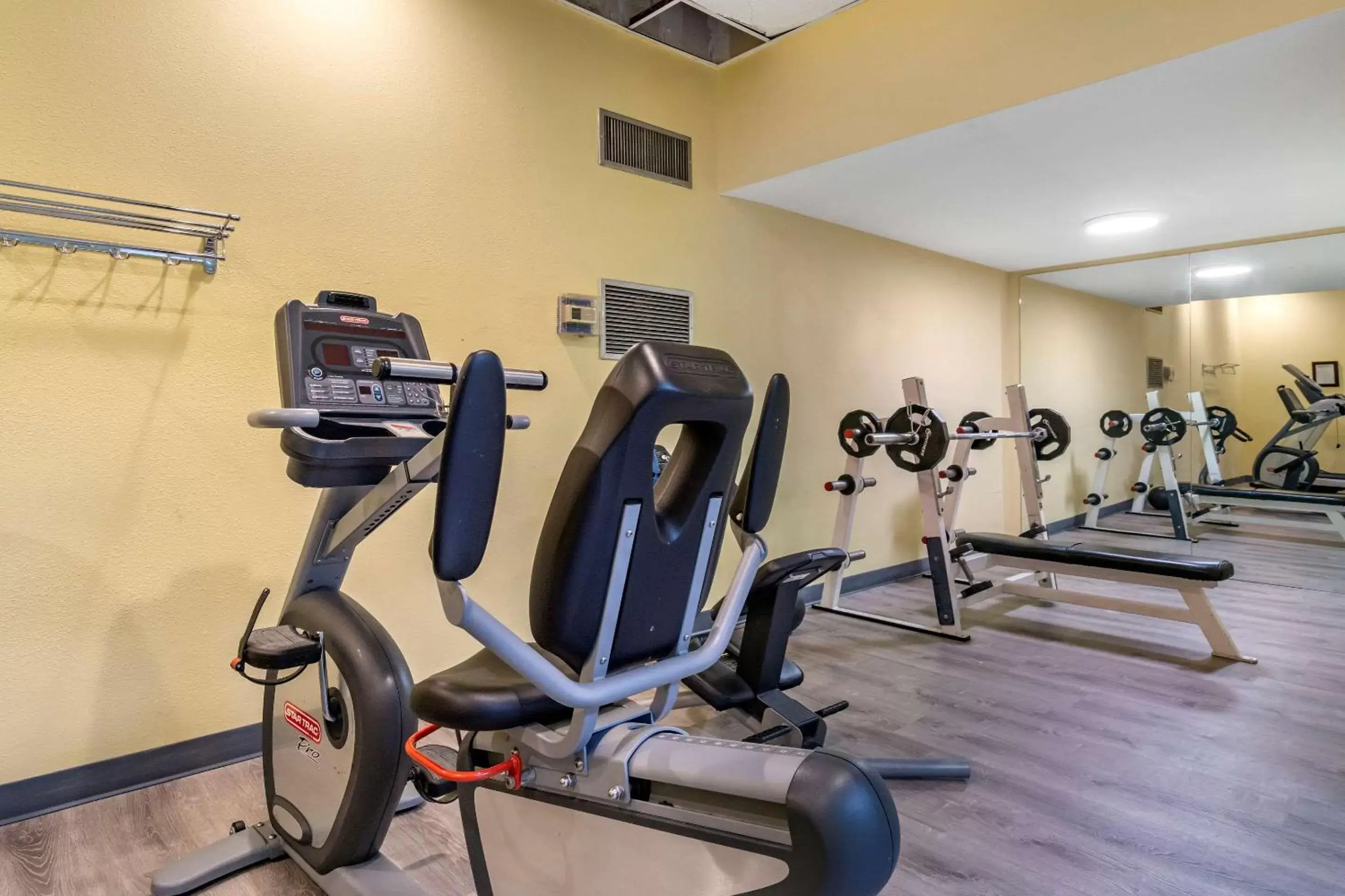 Activities, Fitness Center/Facilities in Comfort Inn & Suites Seattle North