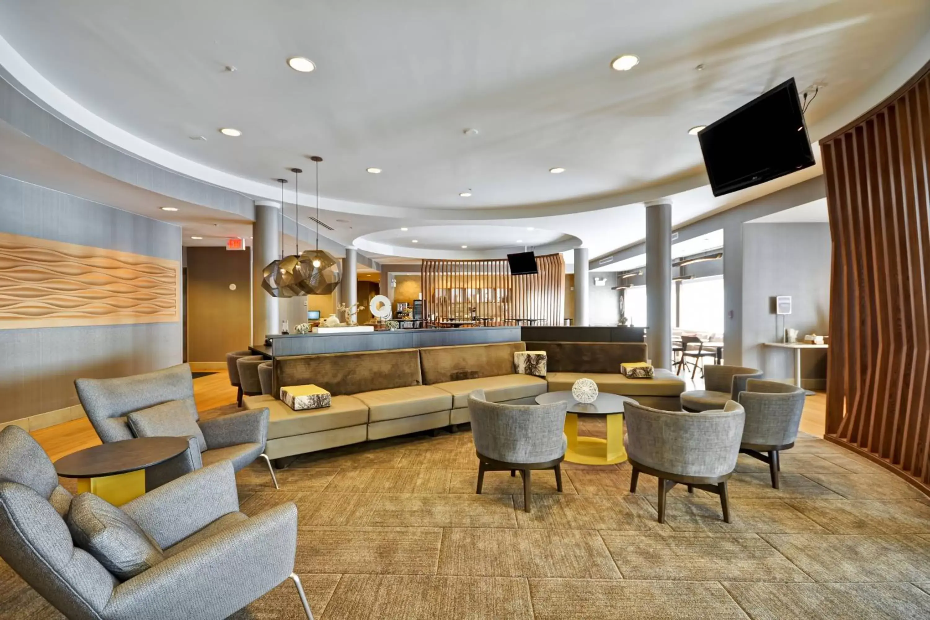 Lobby or reception, Lounge/Bar in SpringHill Suites Tallahassee Central