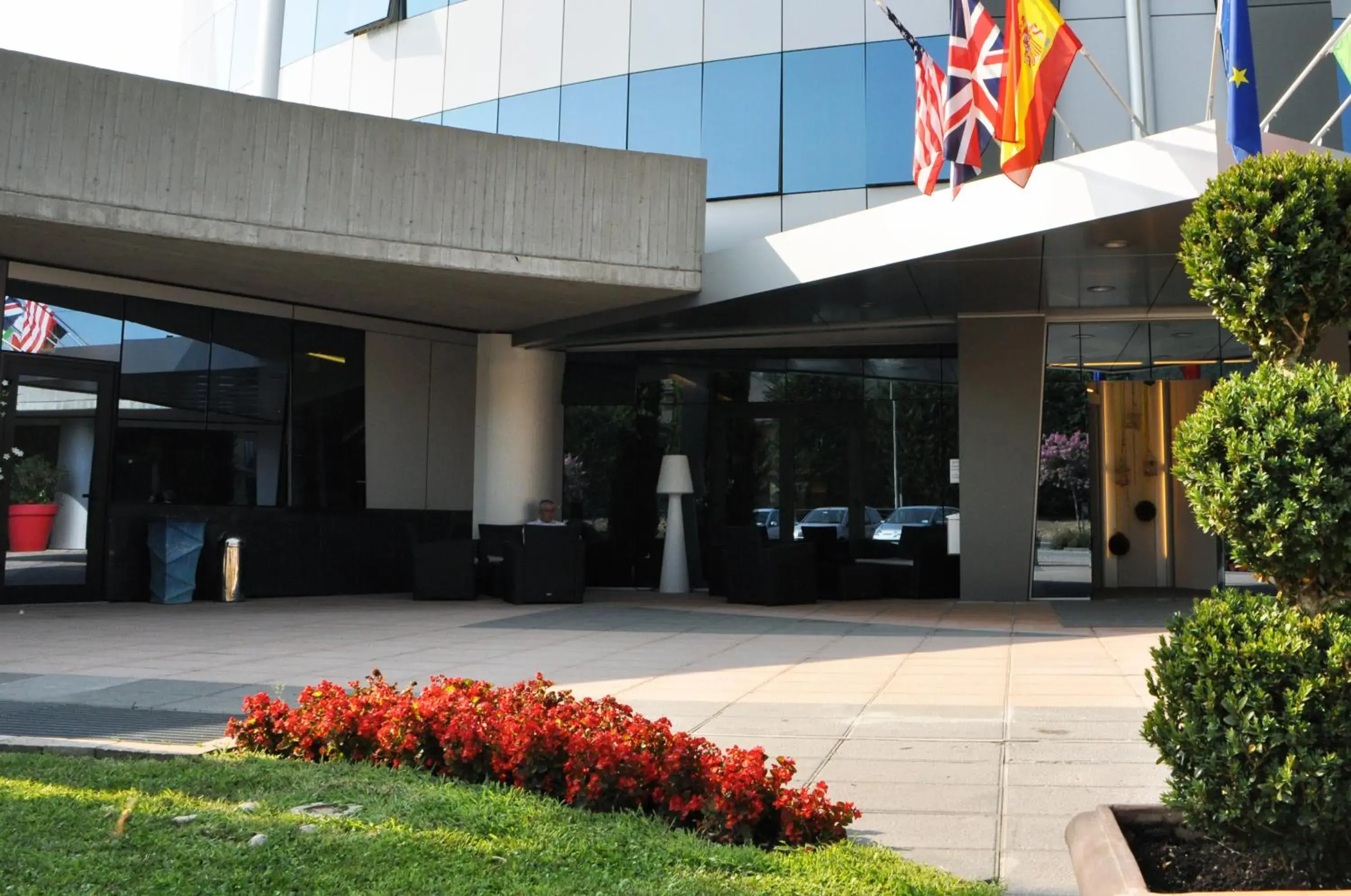 Facade/entrance in Executive Bergamo