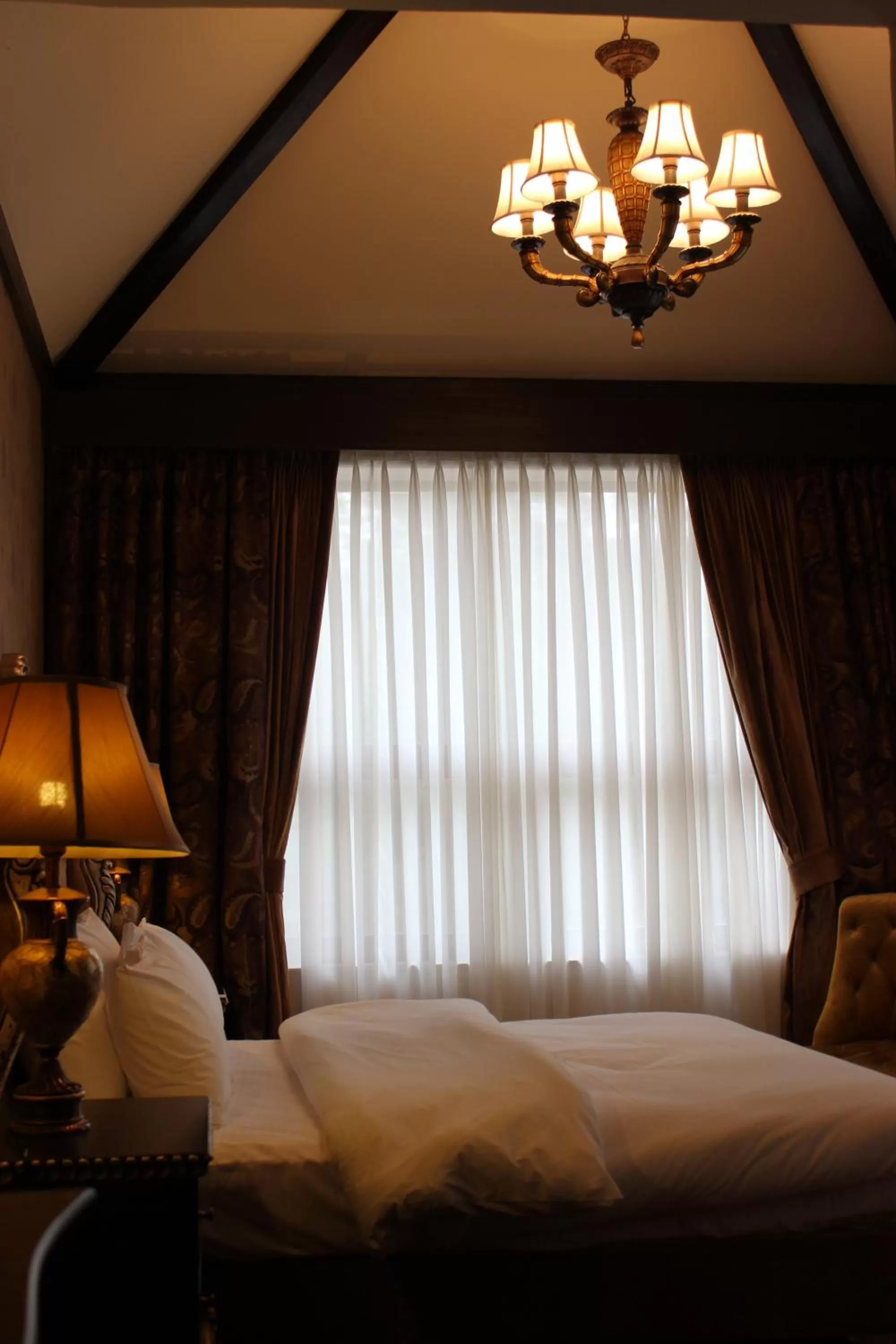 Bed in S Chalet Islamabad