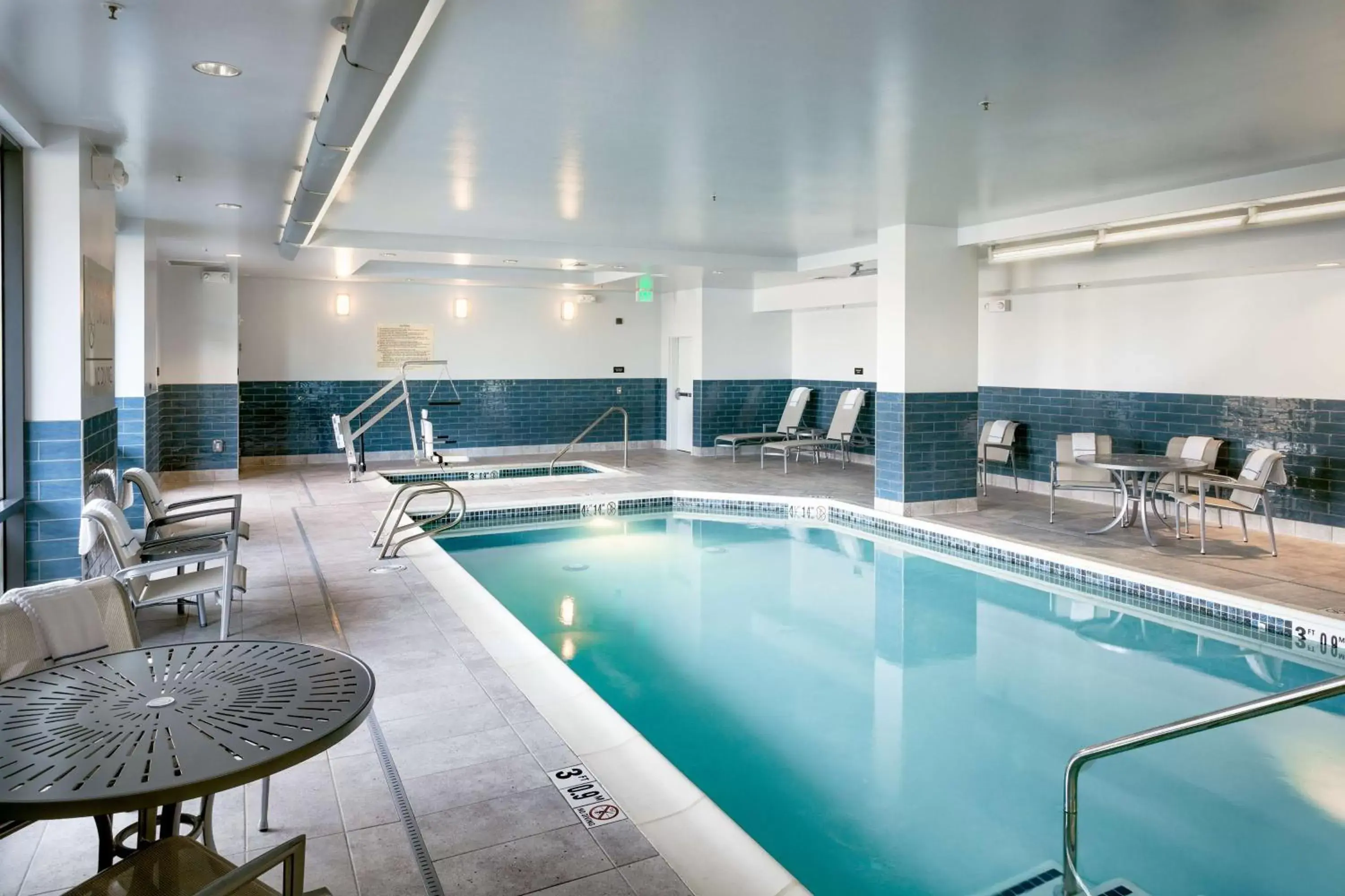 Pool view, Swimming Pool in Hampton Inn & Suites by Hilton Seattle/Northgate