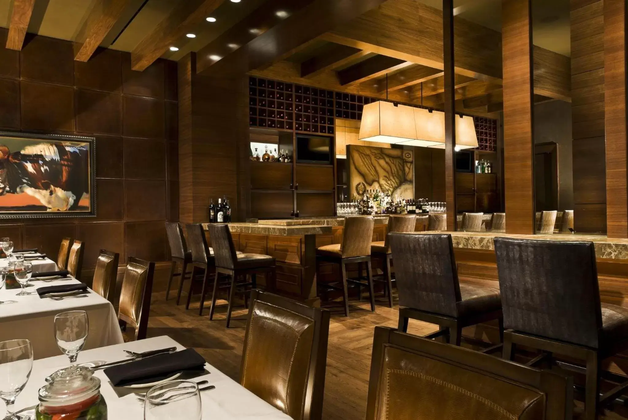 Lounge or bar, Restaurant/Places to Eat in Omni Dallas Hotel