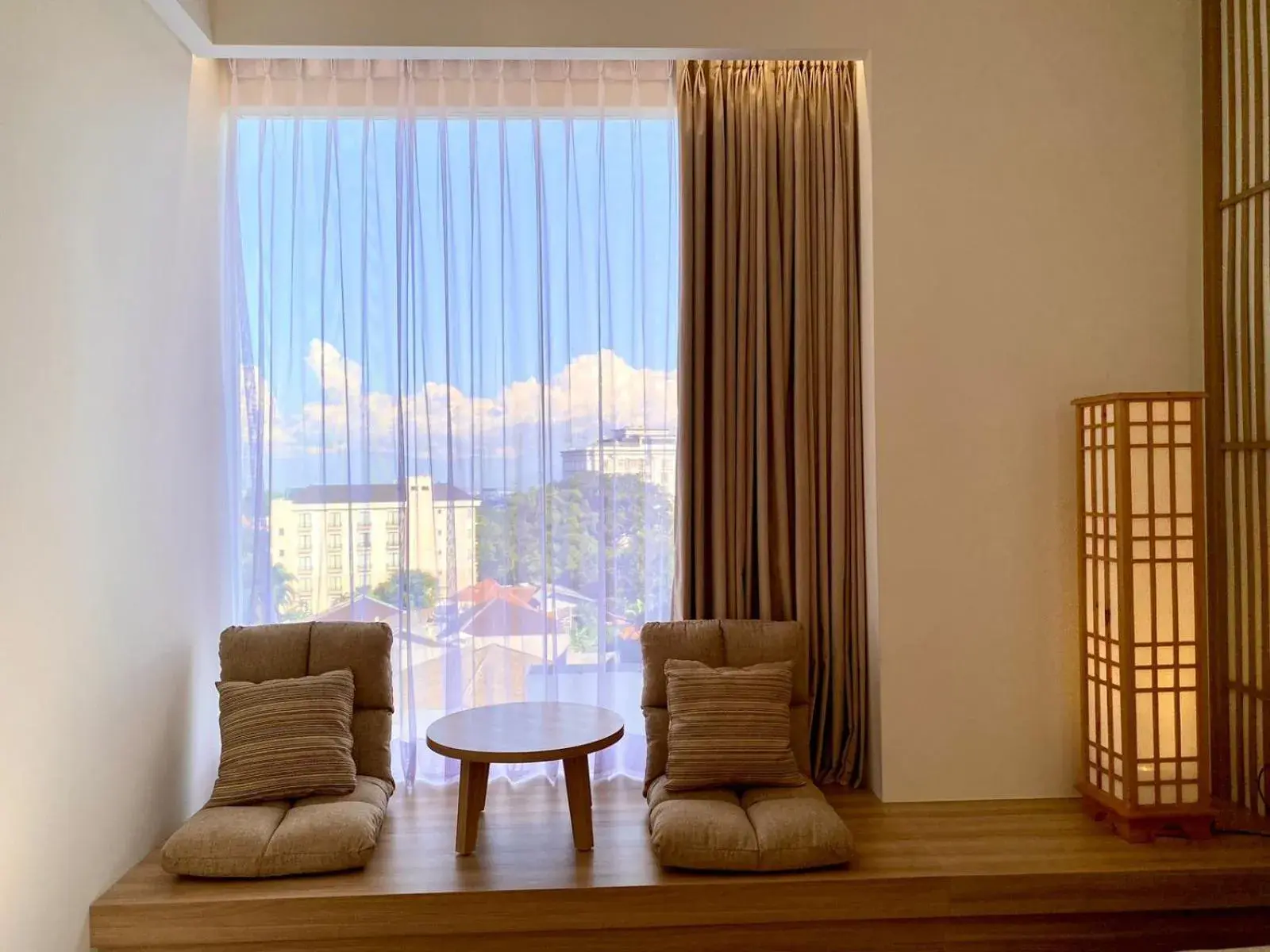 Living room, Seating Area in Hemangini Hotel Bandung