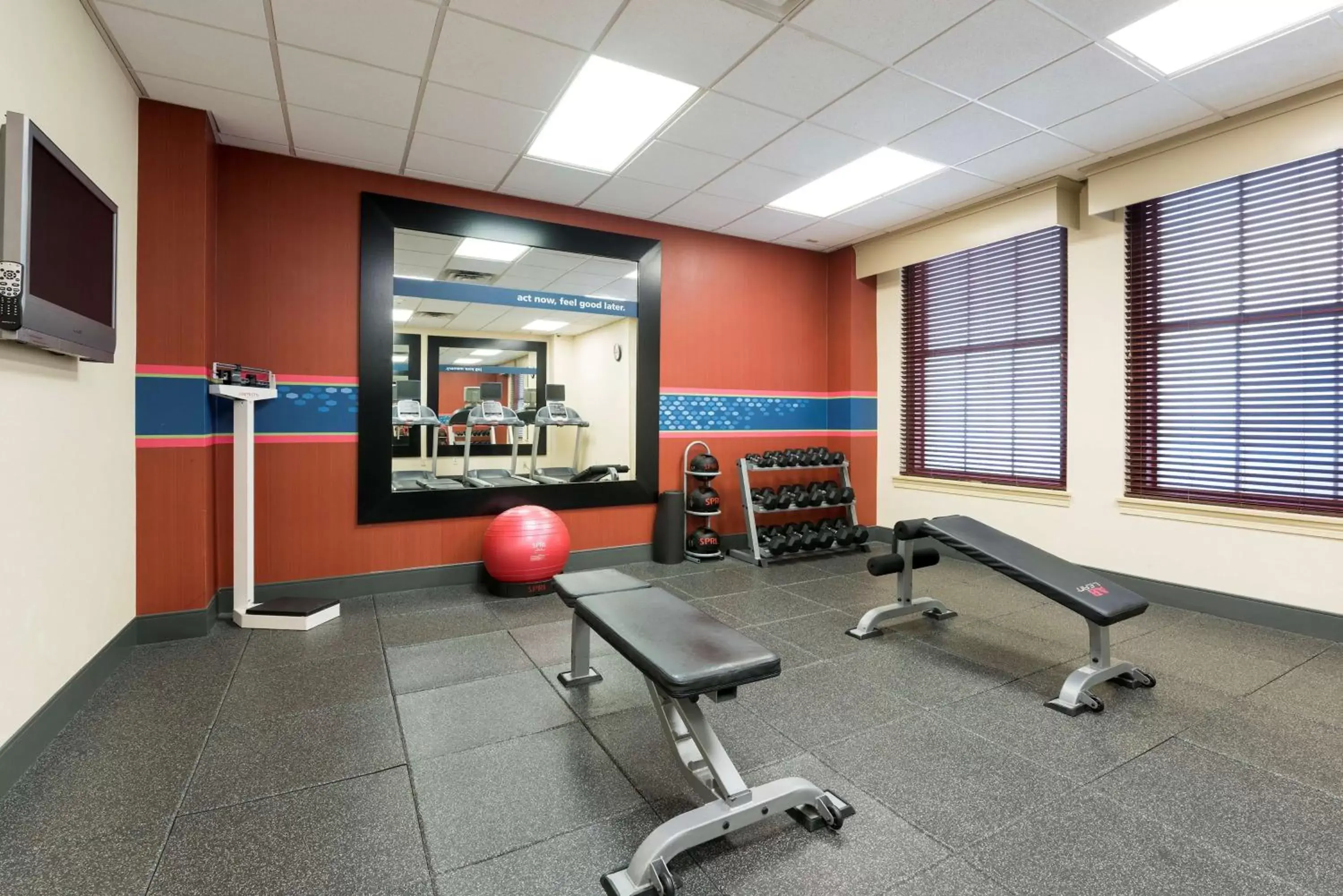 Fitness centre/facilities, Fitness Center/Facilities in Hampton Inn Indianapolis Downtown Across from Circle Centre