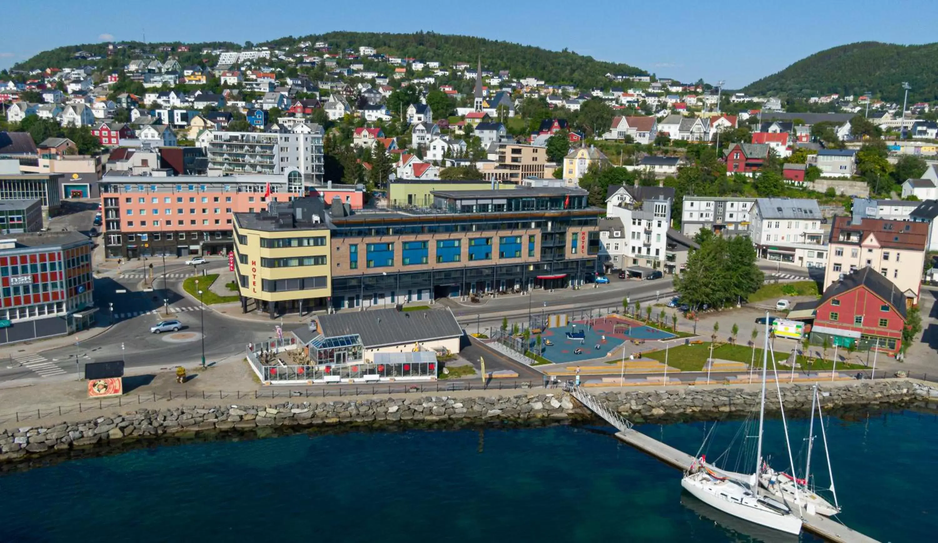 Bird's eye view, Bird's-eye View in Thon Hotel Harstad