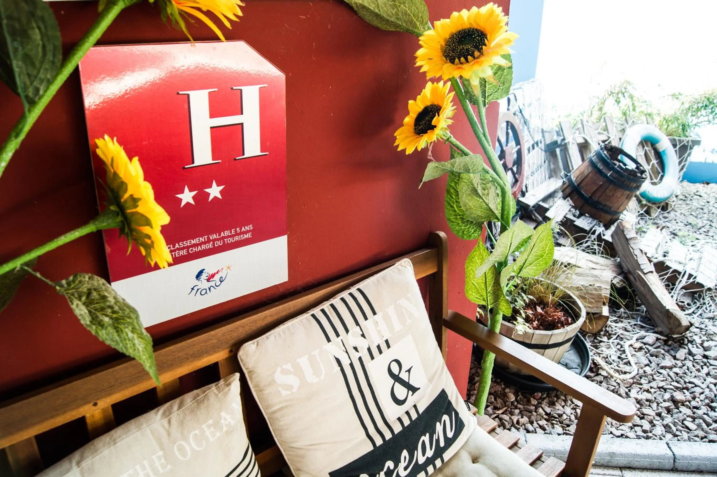 Decorative detail in Hotel Restaurant Argos, Strasbourg Nord