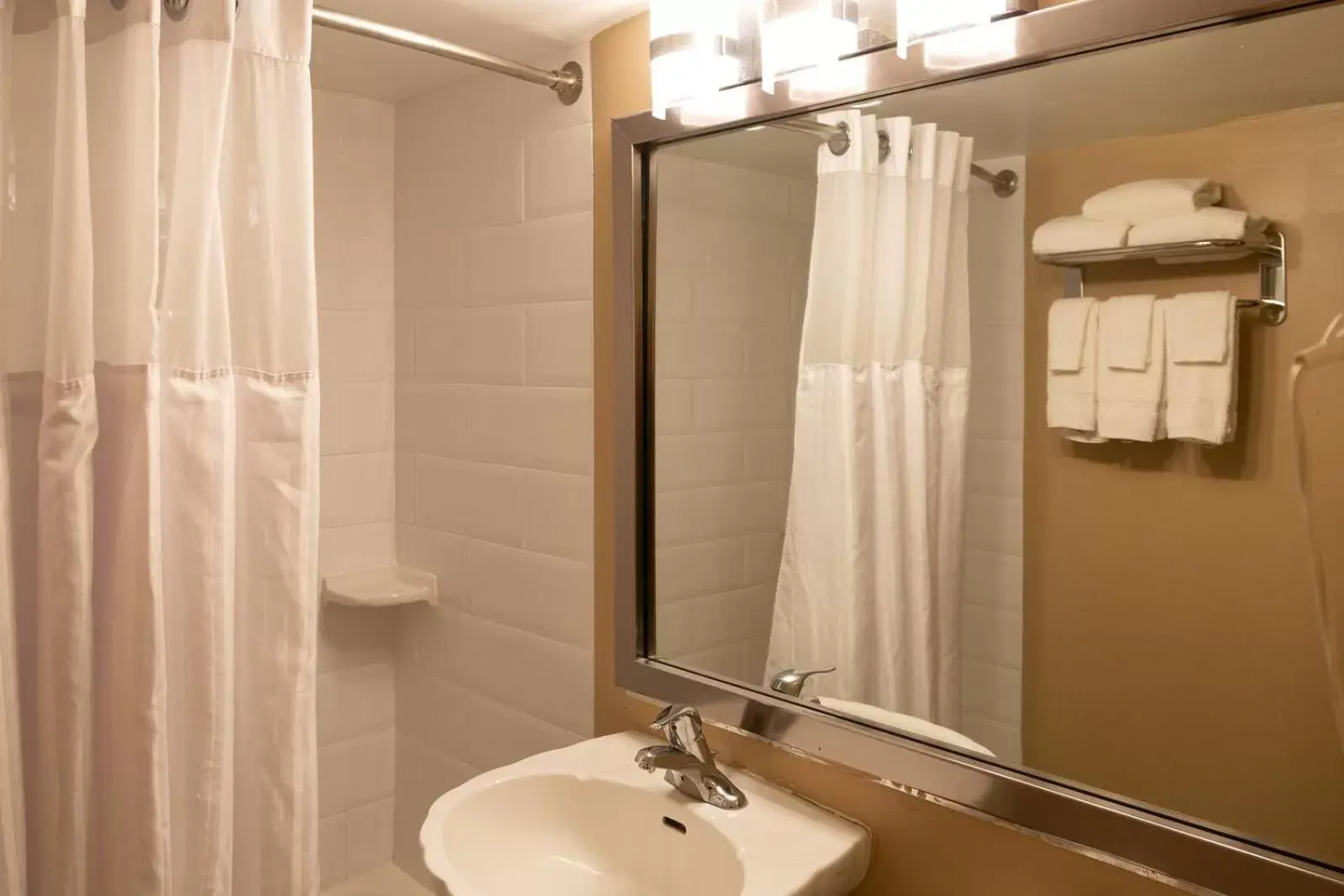 Bathroom in Hotel Pentagon